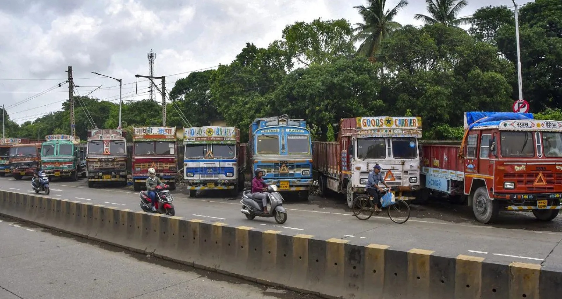 બિહારમાં 25 ઓગસ્ટથી ટ્રાન્સપોર્ટરોની અનિશ્ચિત મુદતની હડતાળ, ફેડરેશને સરકાર સમક્ષ આ માંગણીઓ મૂકી