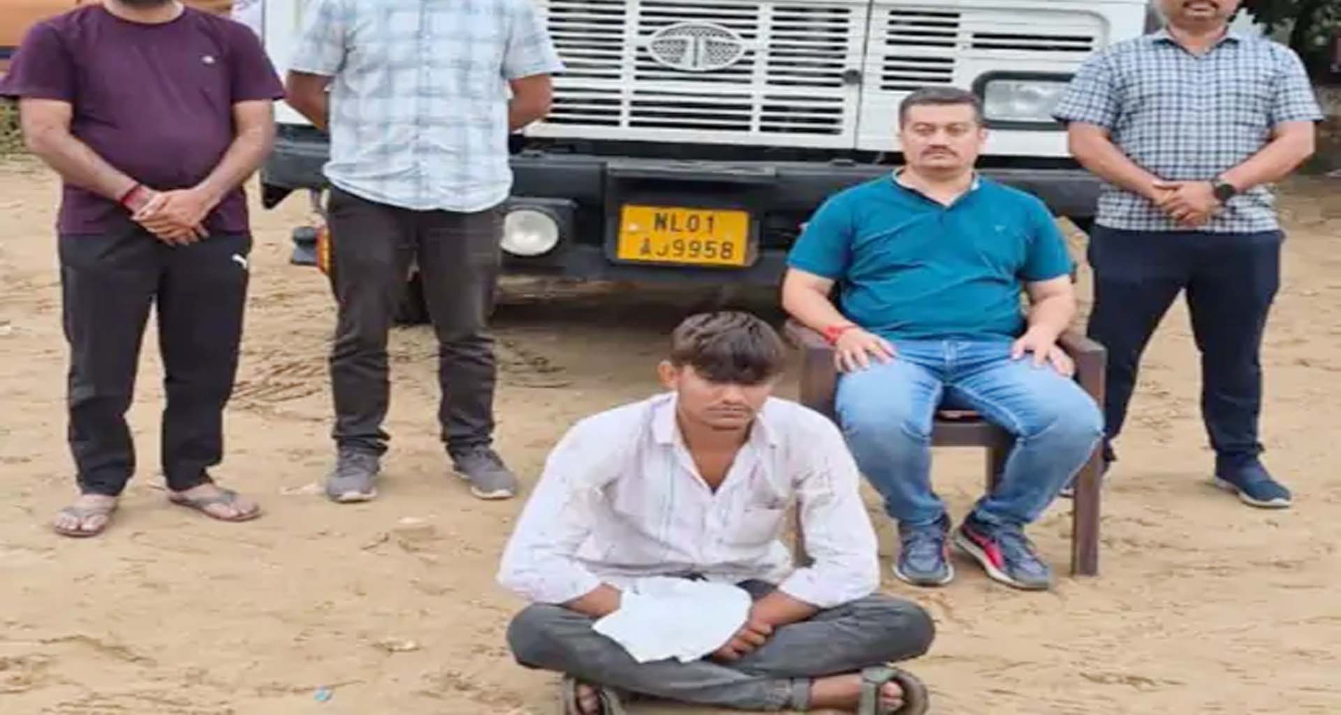 સિદ્ધપુર-મહેસાણા હાઇવે પરથી રૂ.46.39 લાખનો દારૂ ભરેલું કન્ટેનર પકડાયું