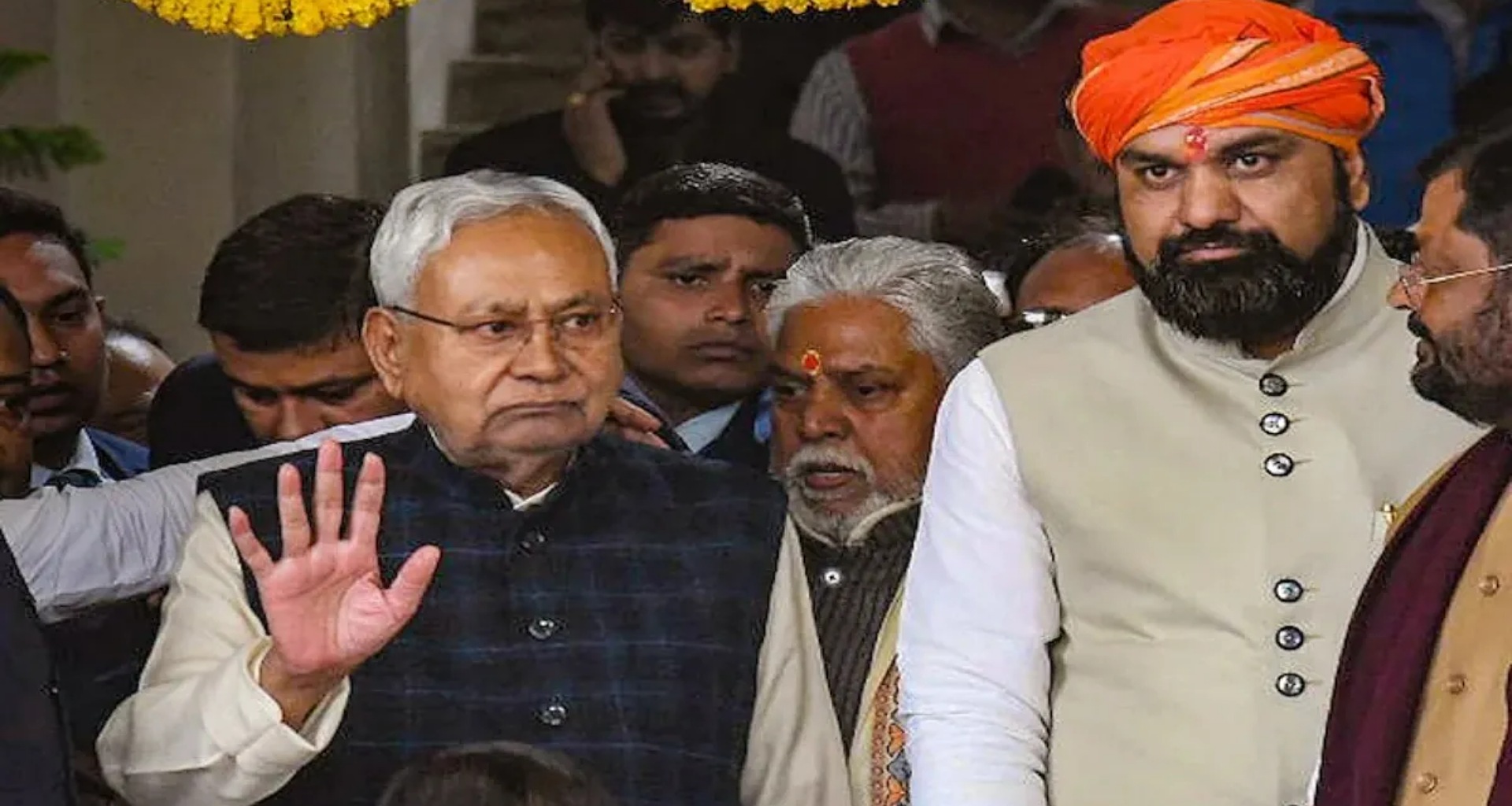 નીતિશ કુમારે નવી સરકારના શપથ ગ્રહણ સમારોહની તૈયારીઓનું નિરીક્ષણ કર્યું, સમ્રાટ ચૌધરી પણ હાજર રહ્યા