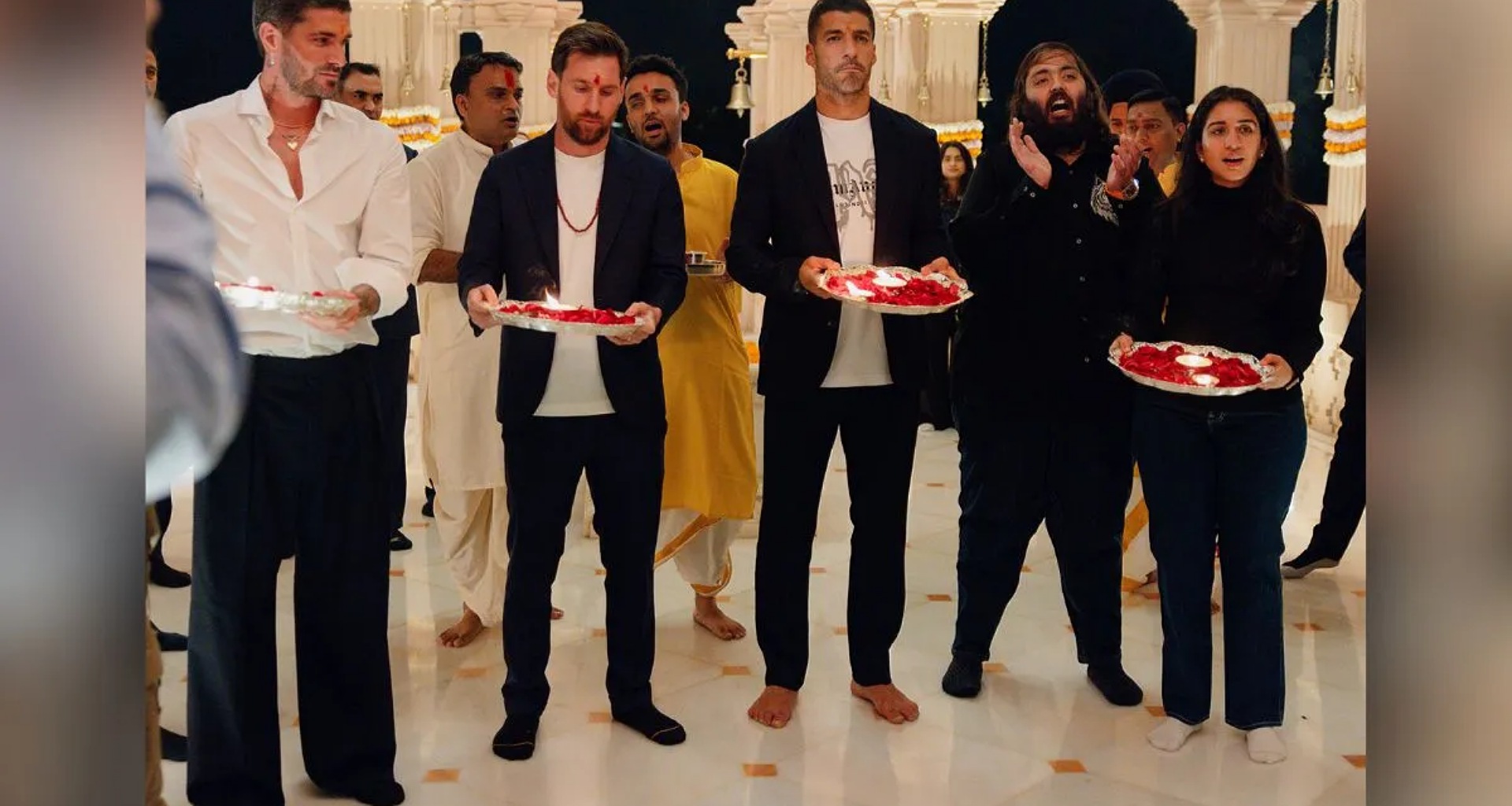 ફૂટબોલર મેસ્સીએ વંતારાની ખાસ મુલાકાત લીધી, અનંત અંબાણી સાથે પૂજા કરી