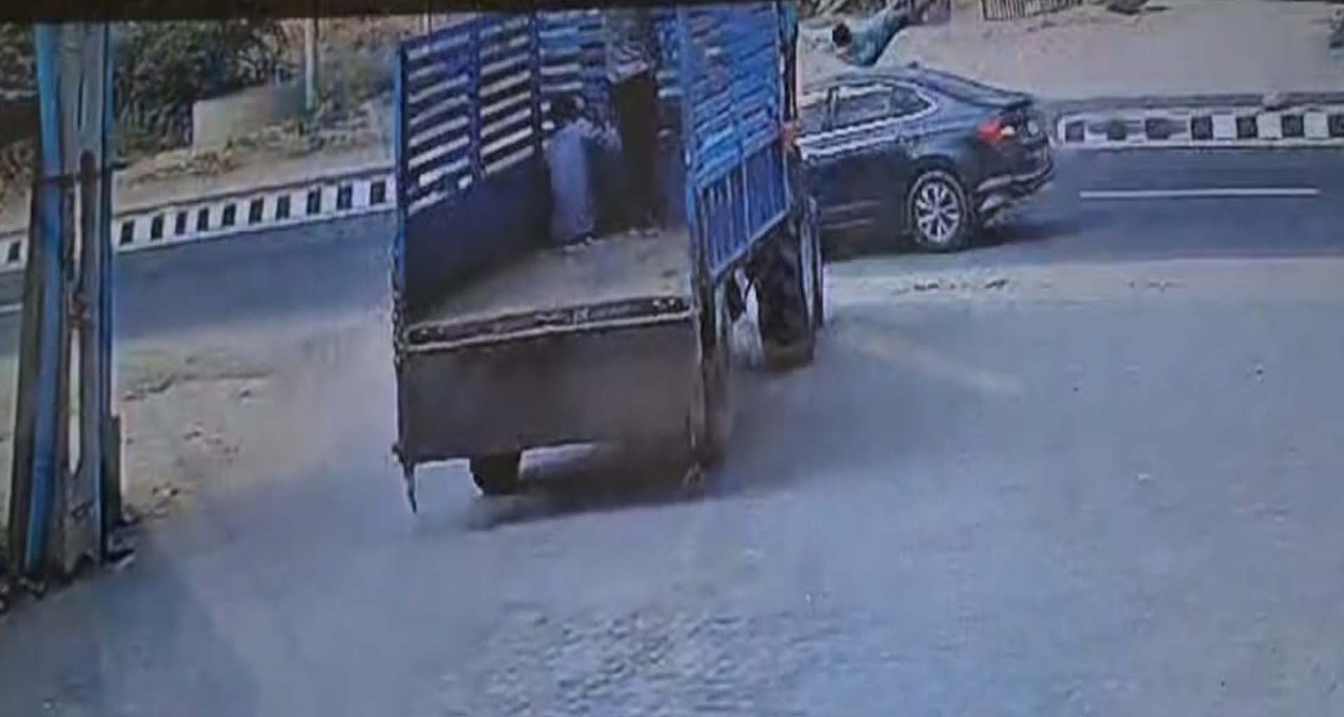 ડીસા-થરાદ હાઇવે પર રામપુરા પાસે ગમખ્વાર અકસ્માત : એકનું મોત