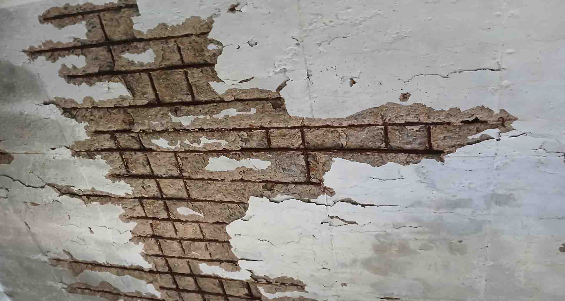 અમીરગઢના વેરા ગામે ચાલતું હેલ્થ વેલનેશ સેન્ટર જર્જરિત હાલતમાં