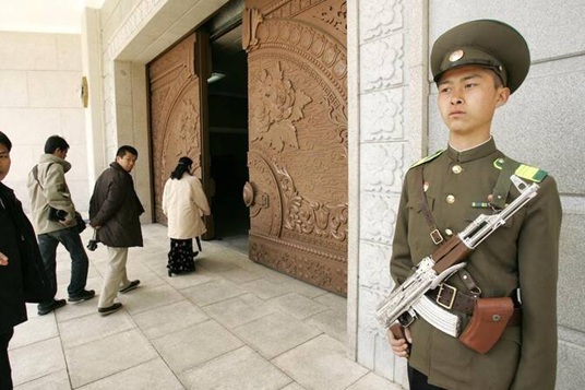 ઉત્તર કોરિયાએ પશ્ચિમી પ્રભાવકો અને પત્રકારને વેપાર મેળાના પ્રવાસથી પ્રતિબંધિત કર્યા