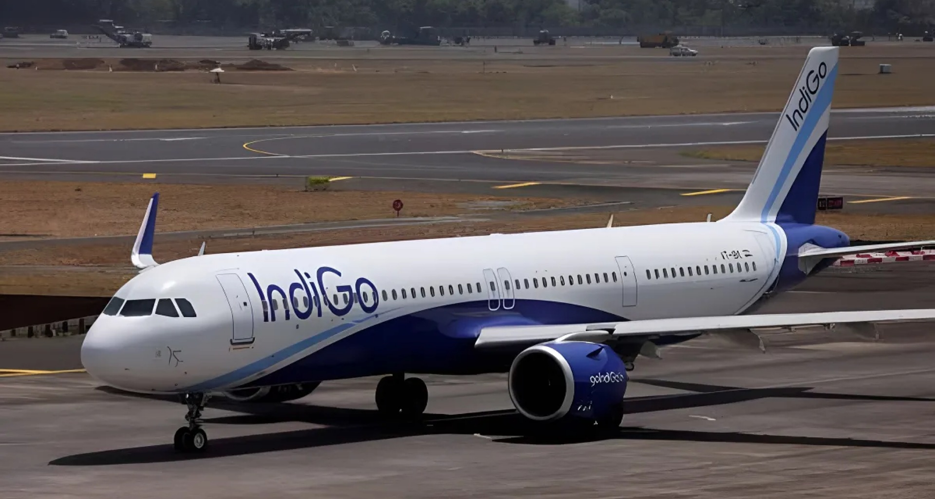 દિલ્હી એરપોર્ટ પર ઇન્ડિગો મુશ્કેલીમાં! શુક્રવાર રાત સુધી બધી સ્થાનિક ફ્લાઇટ્સ રદ; એરપોર્ટ ઓથોરિટીએ એડવાઇઝરી જારી