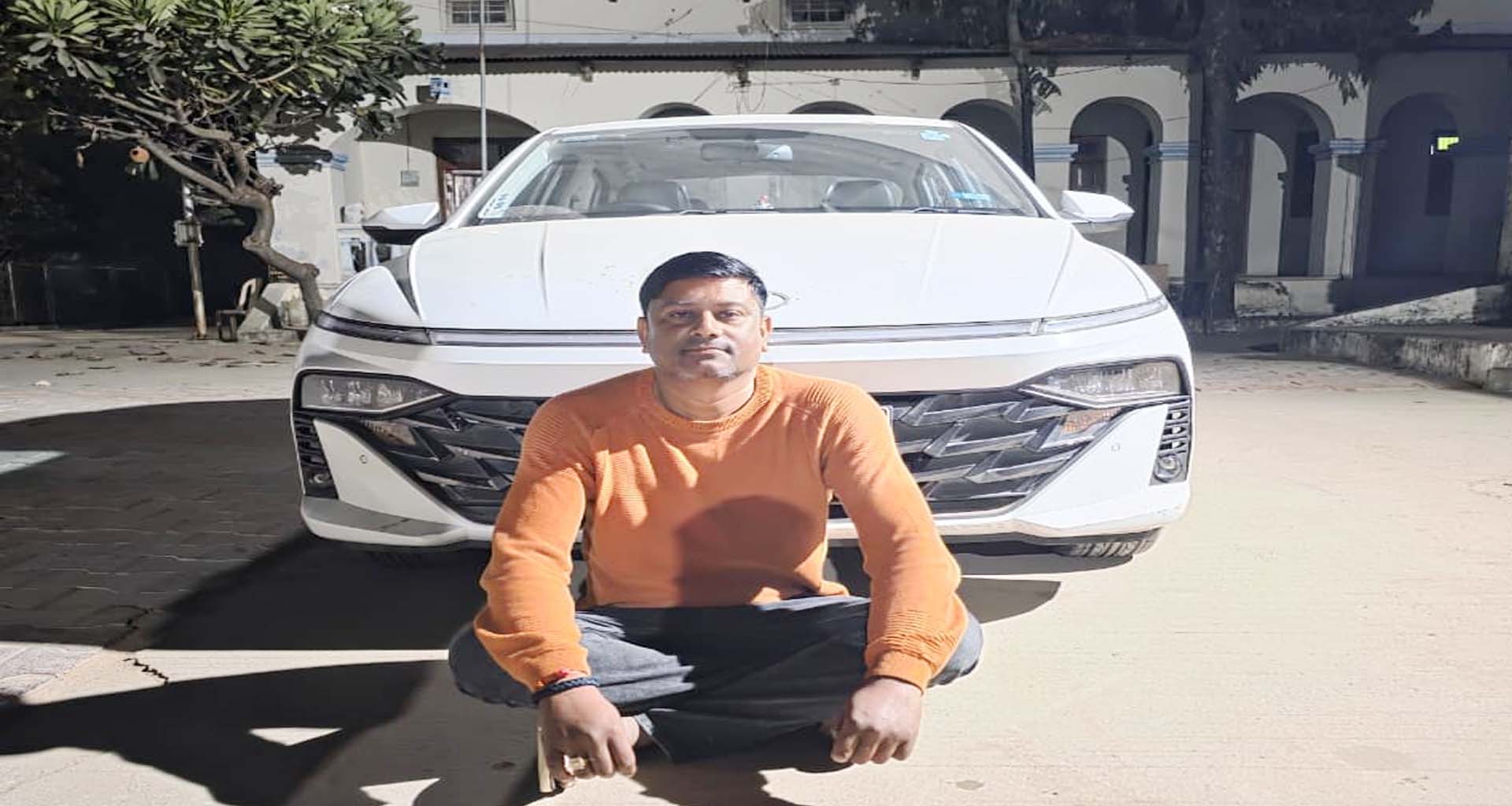 ચંડીસર હાઈવે પર ઓનલાઈન ક્રિકેટ સટ્ટો રમાડતો શખ્સને એલસીબીએ ઝડપ્યો