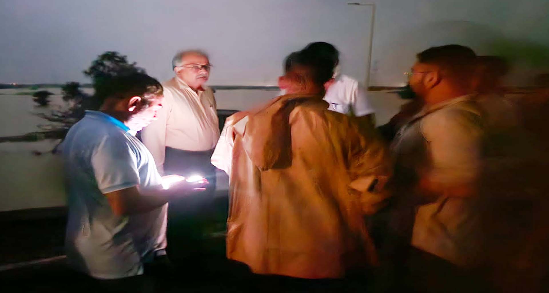 સરસ્વતી–બનાસ નદીમાં પાણીનો પ્રવાહ વધતા નદી કિનારે ન જવા પાટણ કલેકટરની અપીલ