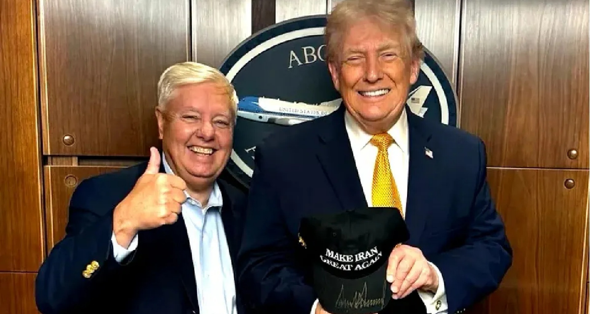 ટ્રમ્પના નવા ફોટાથી વિશ્વમાં હલચલ , ઈરાન માટે અમેરિકાની યોજનાનો થયો ખુલાસો