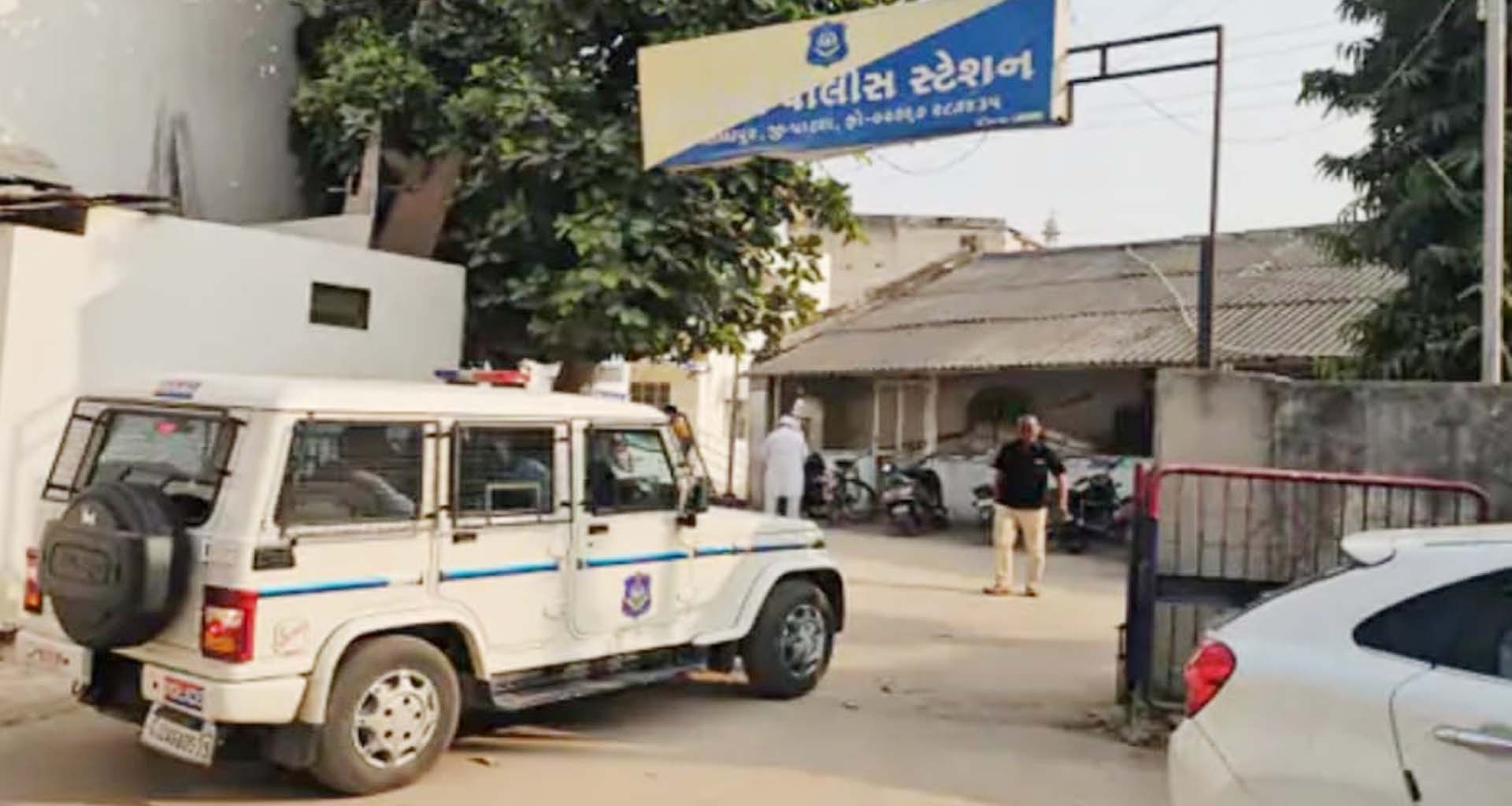 કાકોશી પોલીસે બે ઈંટોના ભઠ્ઠા પર દરોડા પાડી બાળ મજૂરી કરાવતા સંચાલકો સામે કાર્યવાહી હાથ ધરી