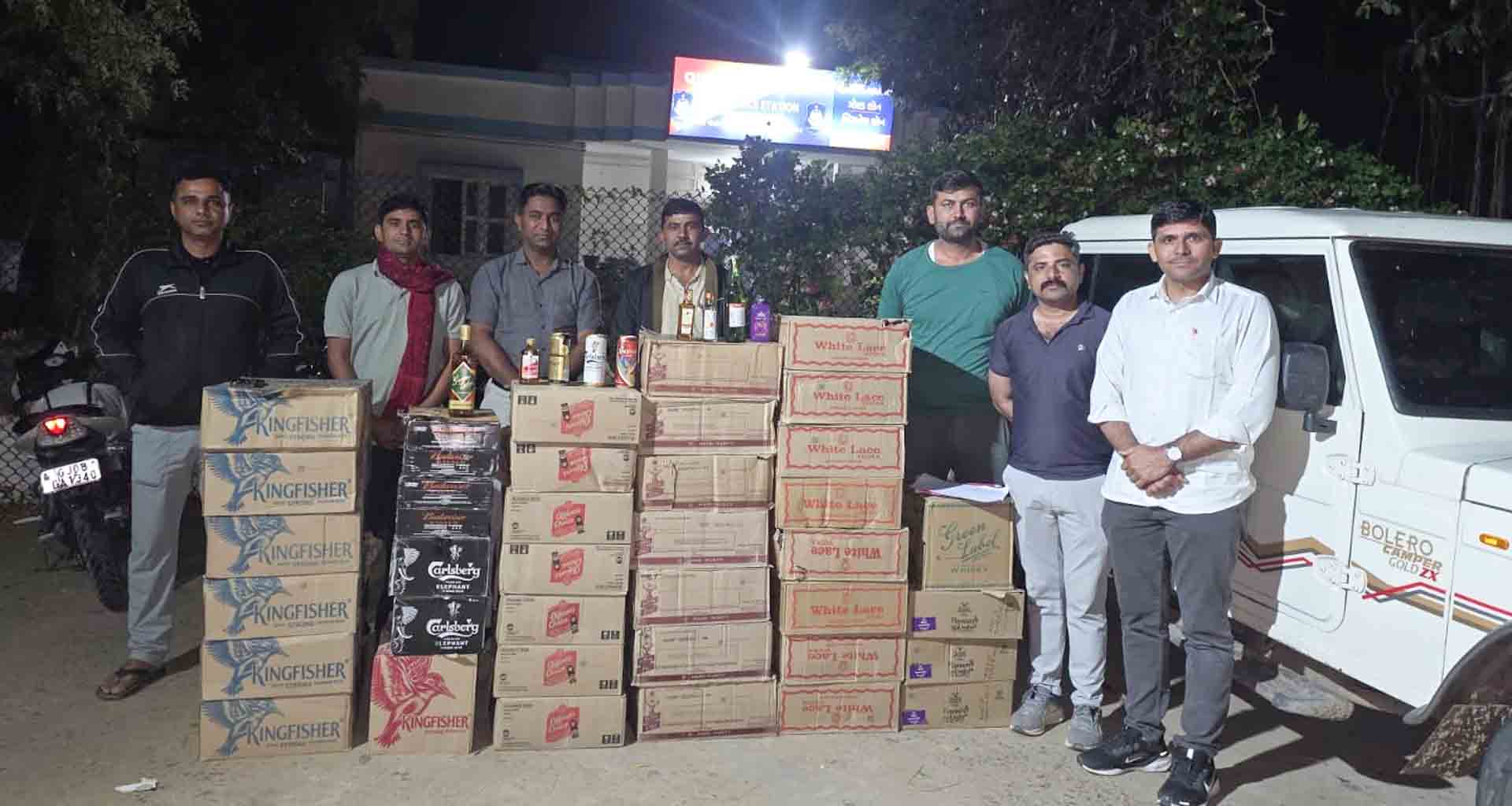 ભારતમાલા હાઈવે પર SOGની તવાઈ: વાવ-થરાદ પોલીસે ₹9.69 લાખનો વિદેશી દારૂ ઝડપ્યો