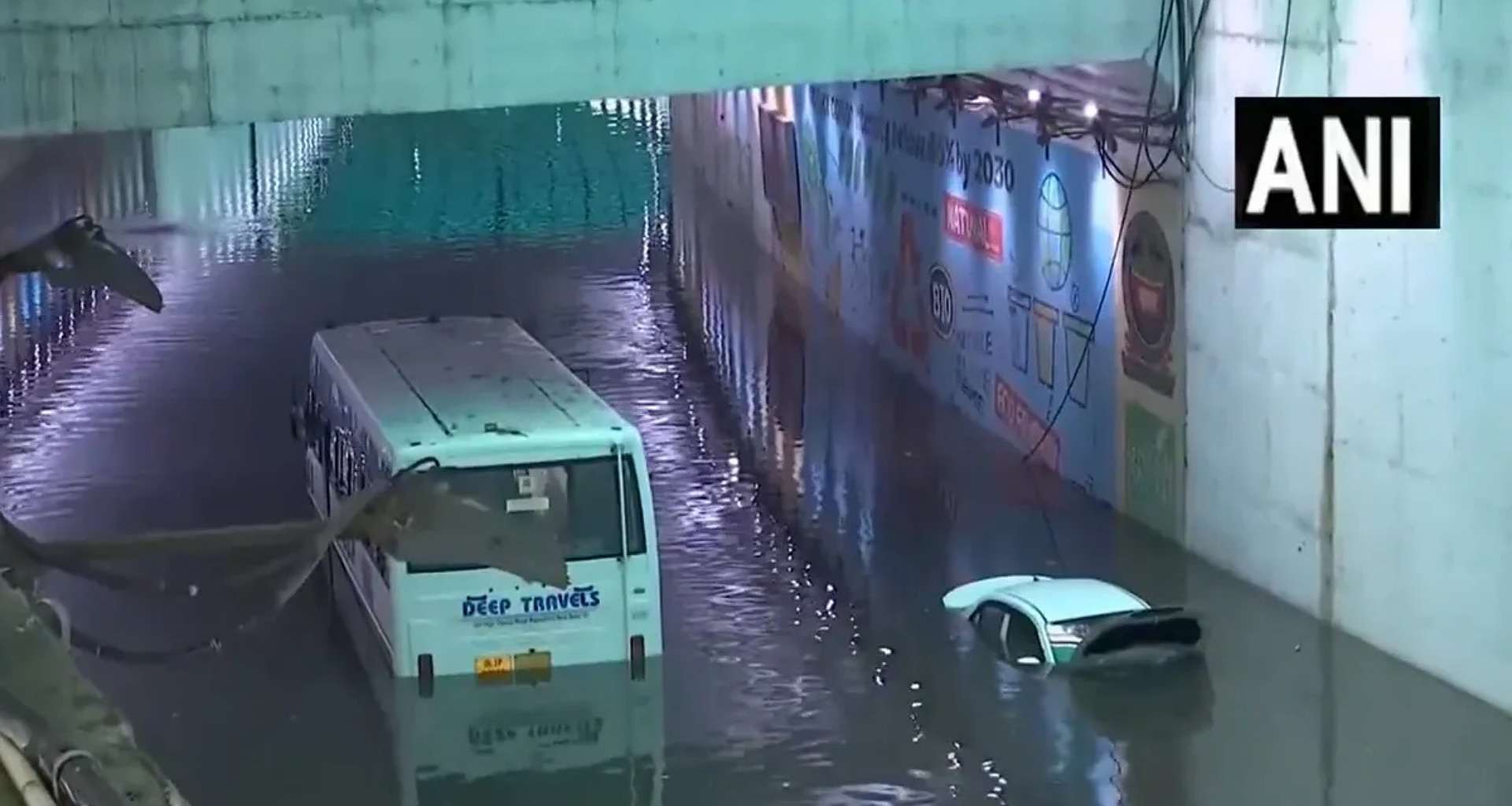 દિલ્હી-એનસીઆરમાં ભારે પવન સાથે વરસાદ