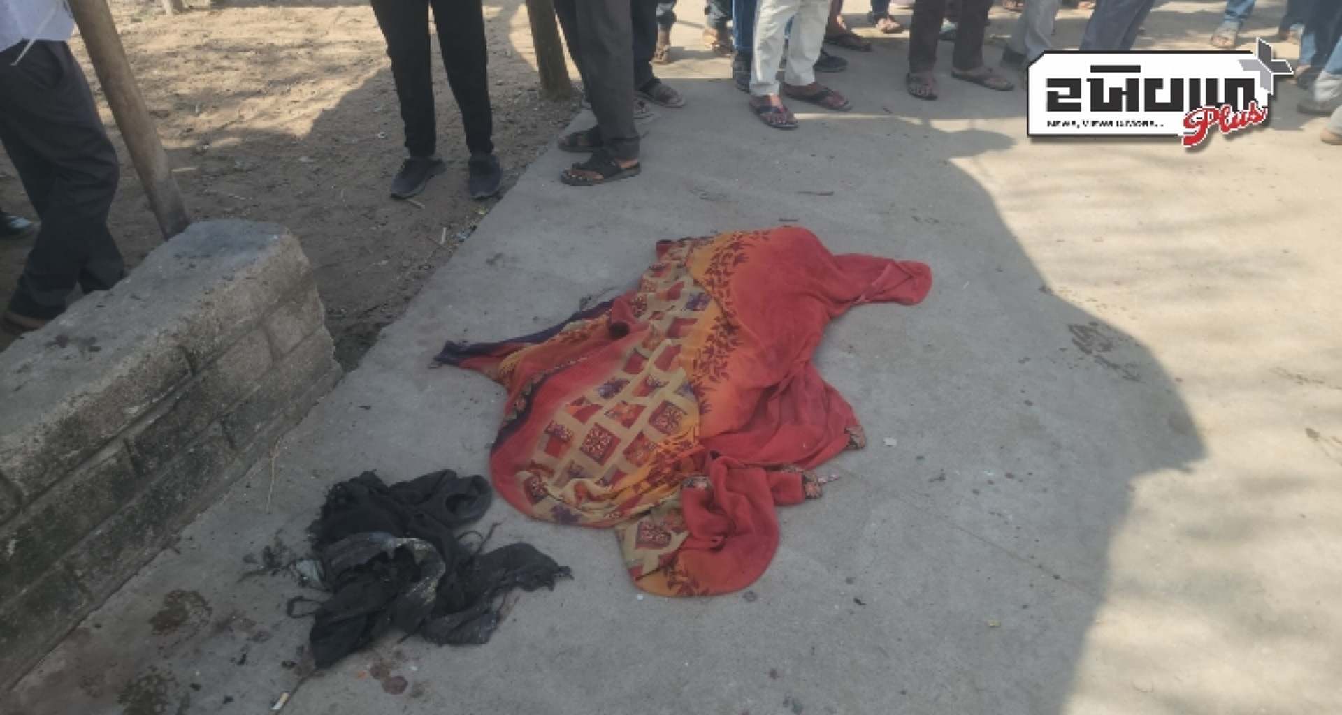 ડીસામાં ગેરકાયદેસર ફટાકડાની ફેકટરીમાં લાગી ભીષણ આગ, 17 લોકોના મોત