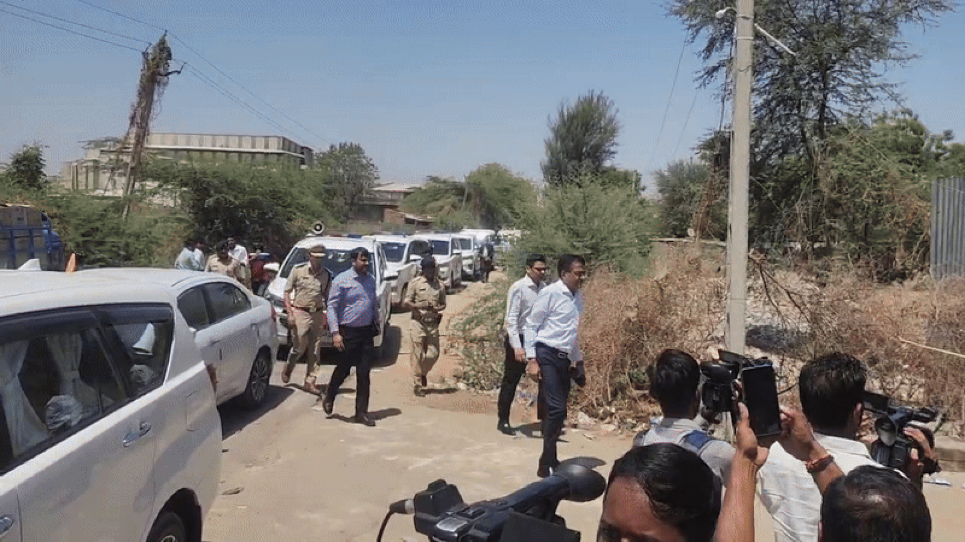 ડીસા બ્લાસ્ટ કેસની તપાસનો ધમધમાટ; સમગ્ર ઘટના અંગે દુઃખ વ્યક્ત કર્યું