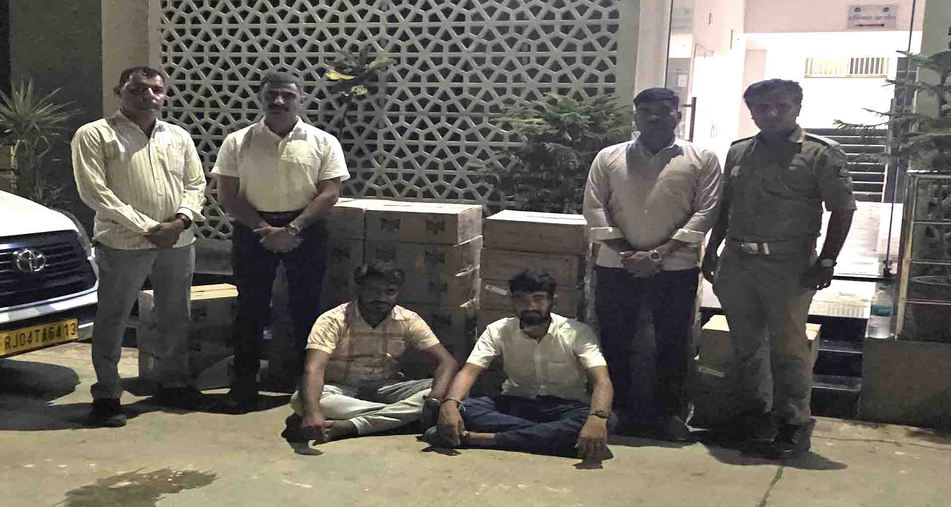 ધાનેરા પોલીસ દ્વારા લવારા ચેકપોસ્ટ ઉપર 11.47 લાખનો વિદેશી દારૂ જપ્ત; બે ઇસમો ધરપકડ