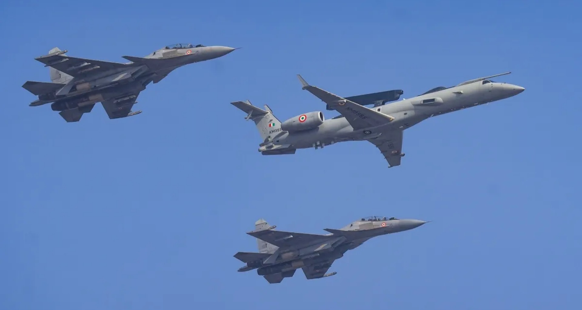 ભારતીય વાયુસેના કરાચીના હવાઈ ક્ષેત્રની સામે જ યુદ્ધ અભ્યાસ કરશે, નોટમ જારી