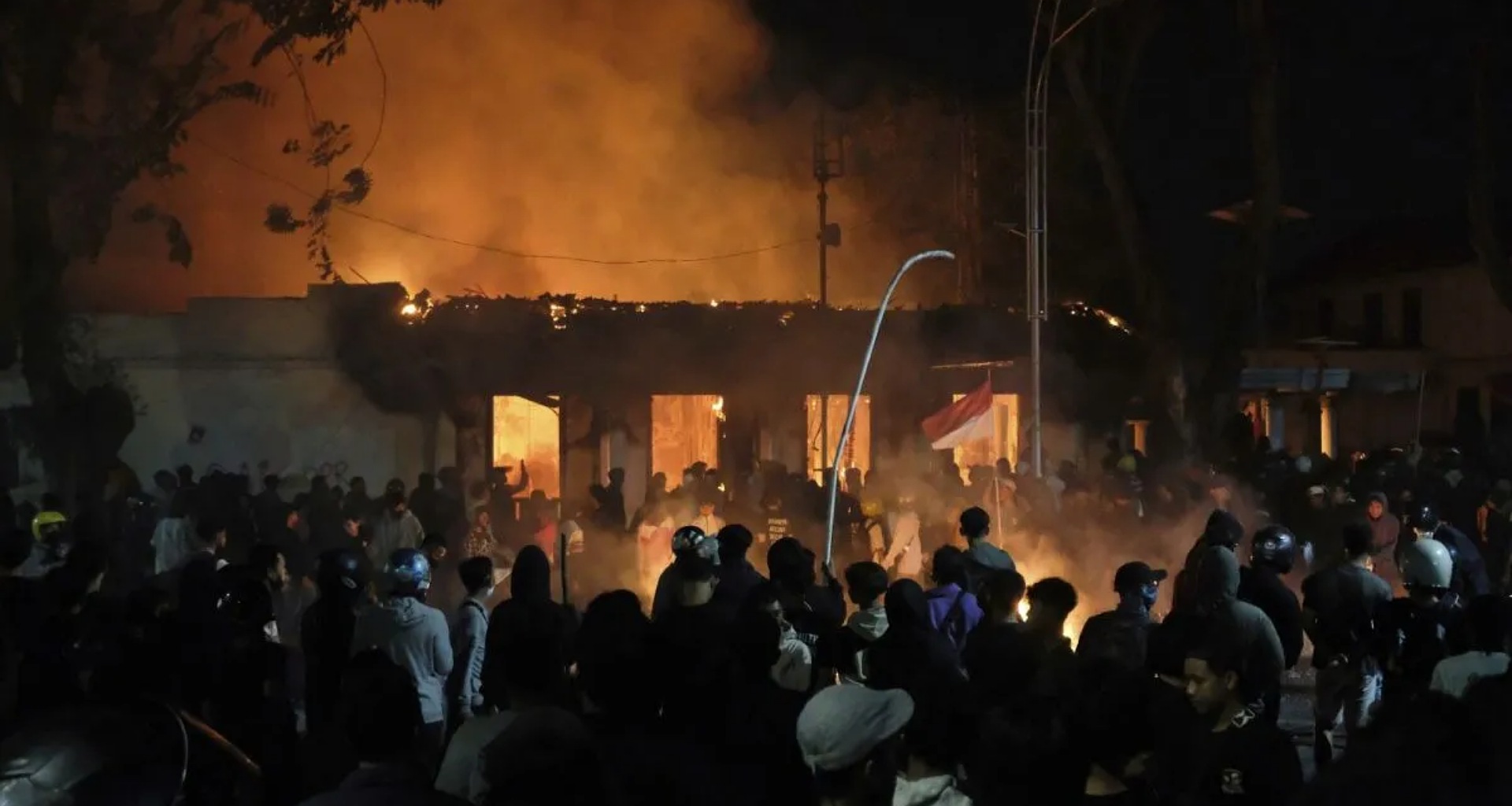 ઇન્ડોનેશિયામાં એક નિવૃત્તિ ગૃહમાં ભીષણ આગ, જેમાં 16 વૃદ્ધોના મોત થયા