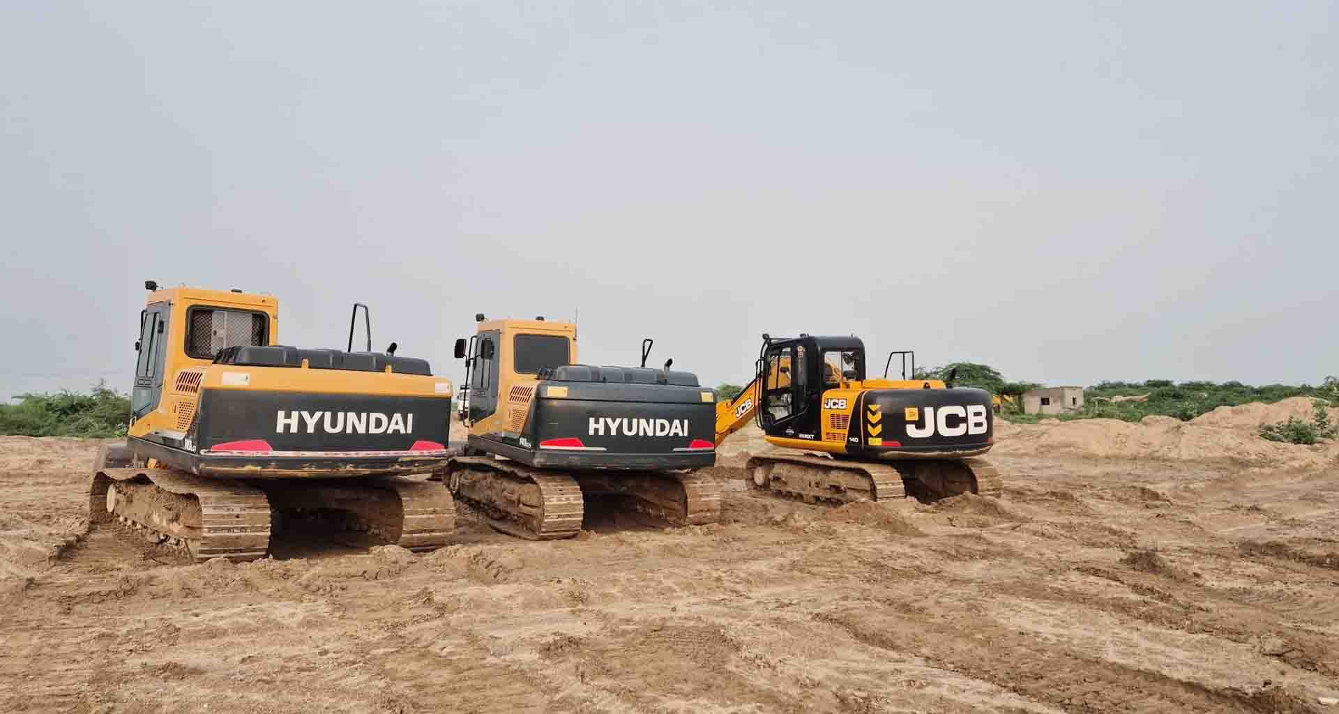 શિહોરી પોલીસે બુકોલી બનાસ નદી વિસ્તાર માંથી બિન અધિકૃત ખનન કરતા ત્રણ હિટાચી મશીન ઝડપી પડ્યા