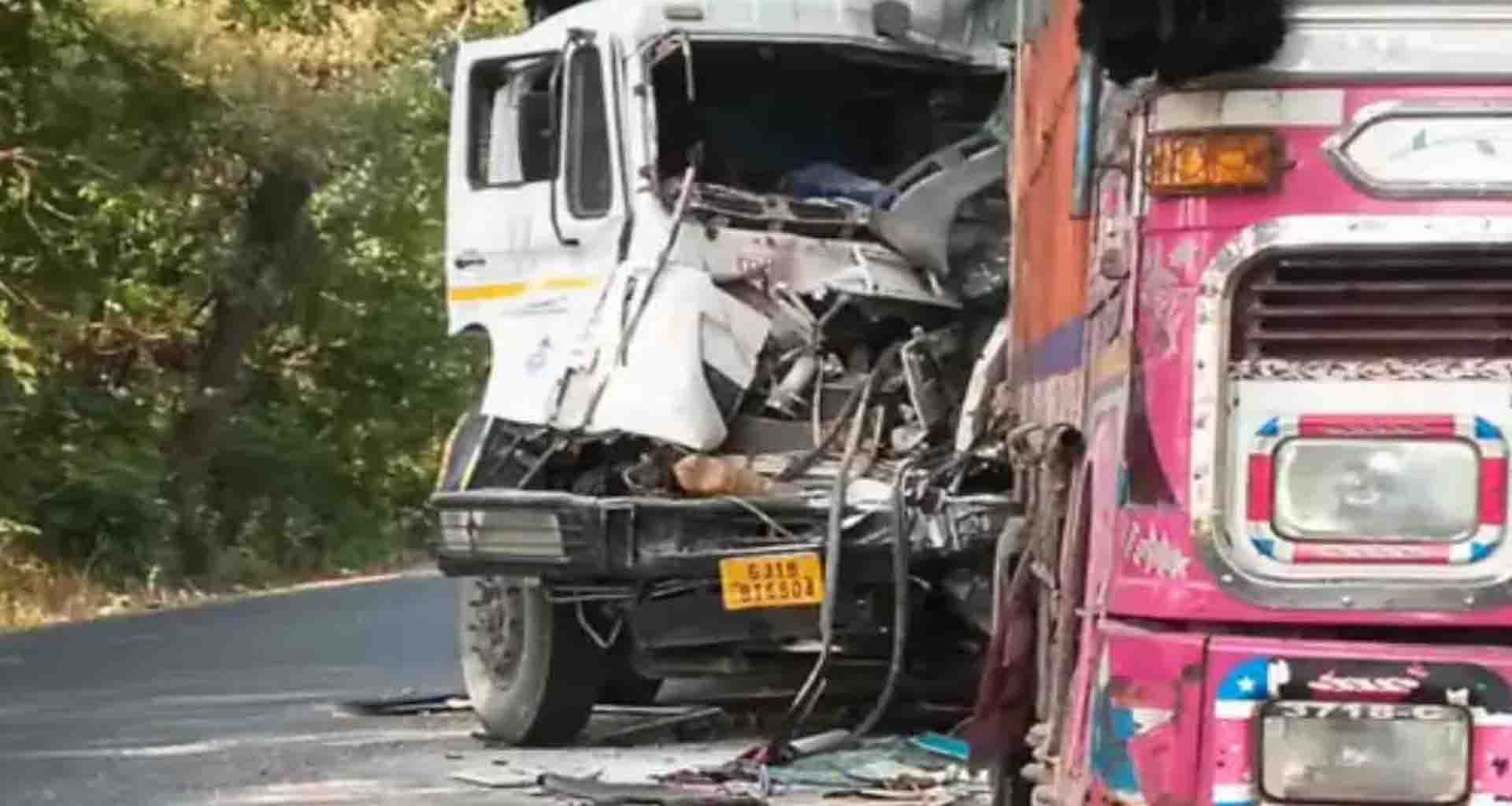 ચાણસ્મા -હારીજ માગૅ પર બંધ પડેલી ટ્રક ને ટેલરે ટક્કર મારતા ટ્રક રીપેરીંગ કરી રહેલ ફોરમેન નું મોત