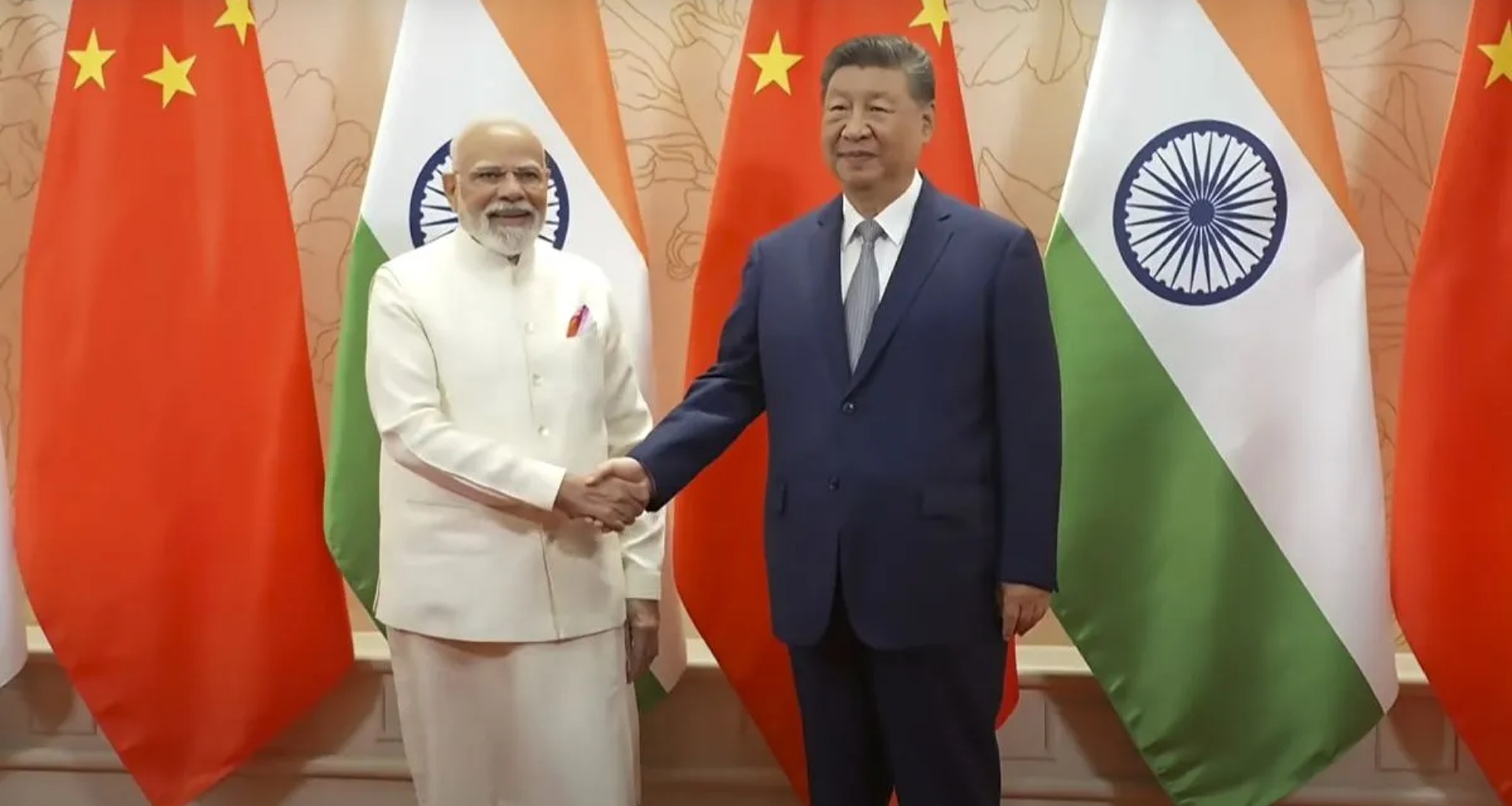 અમેરિકાના ટેરિફને કારણે સર્જાયેલી આર્થિક ગરબડ સામે ભારત-ચીને એકતા દર્શાવી, ટ્રમ્પને તણાવ આપ્યો