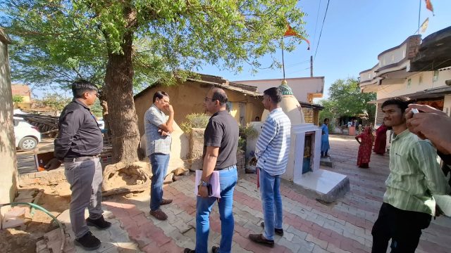 લોકોને ઘરનું ઘર મળે તે માટે અમદાવાદ જિલ્લાની 395 ગ્રામ પંચાયતોમાં સર્વેક્ષણ હાથ ધરાયું