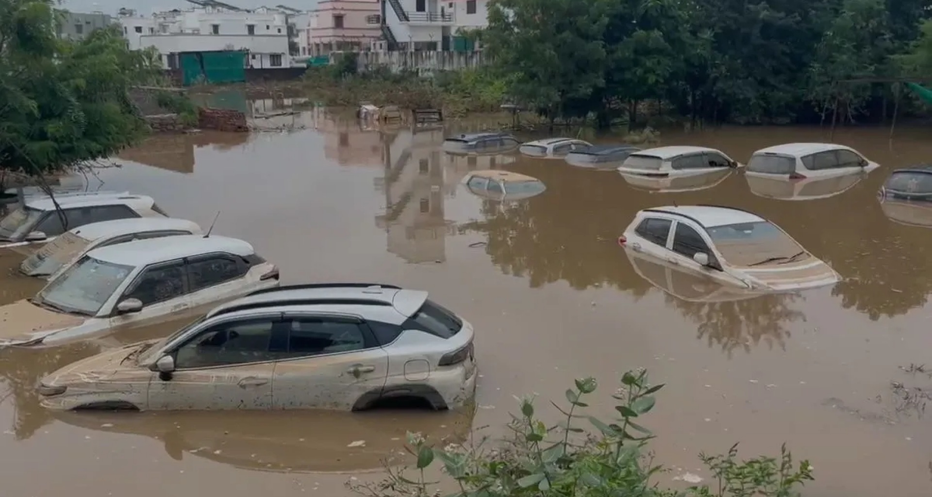 ગુજરાતમાં આગામી 48 કલાક ભારે વરસાદની ચેતવણી, સાબરકાંઠાના ઘણા વિસ્તારોમાં પાણી ભરાયા