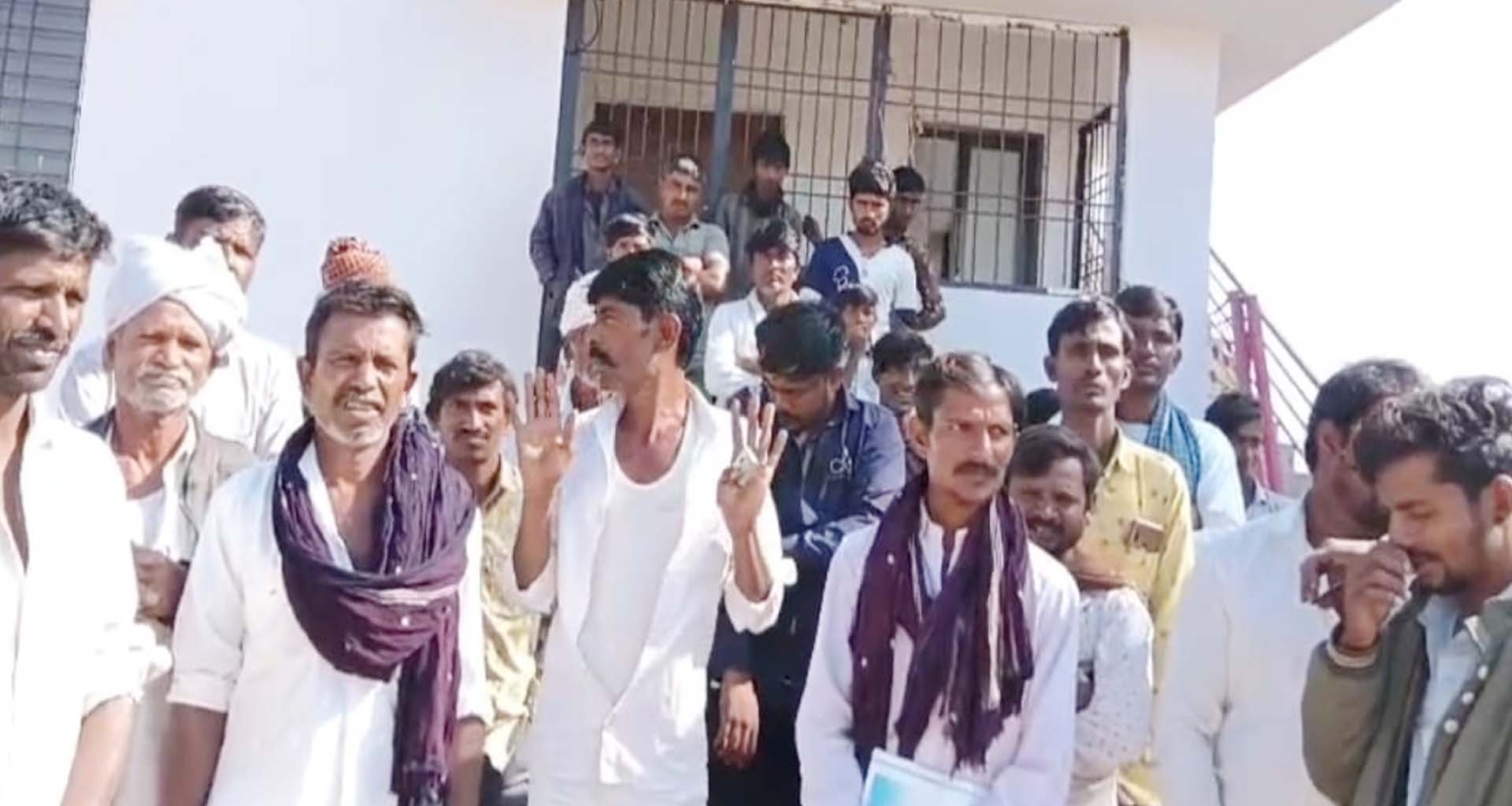 કુંભારા ગામની અંદર વ્યસનને તિલાજલી આપવા માટે ઠાકોર સમાજનું એકતા સંમેલન યોજાયું