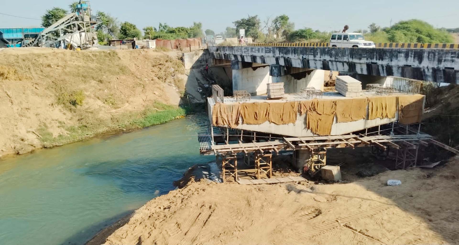 પાટણ–ઉંઝા રાજ્ય ધોરીમાર્ગ પર બાલીસણા પાસે નવીન કેનાલ બ્રીજના નિર્માણ માટે રૂ.૨ હજાર લાખની વહીવટી મંજૂરી