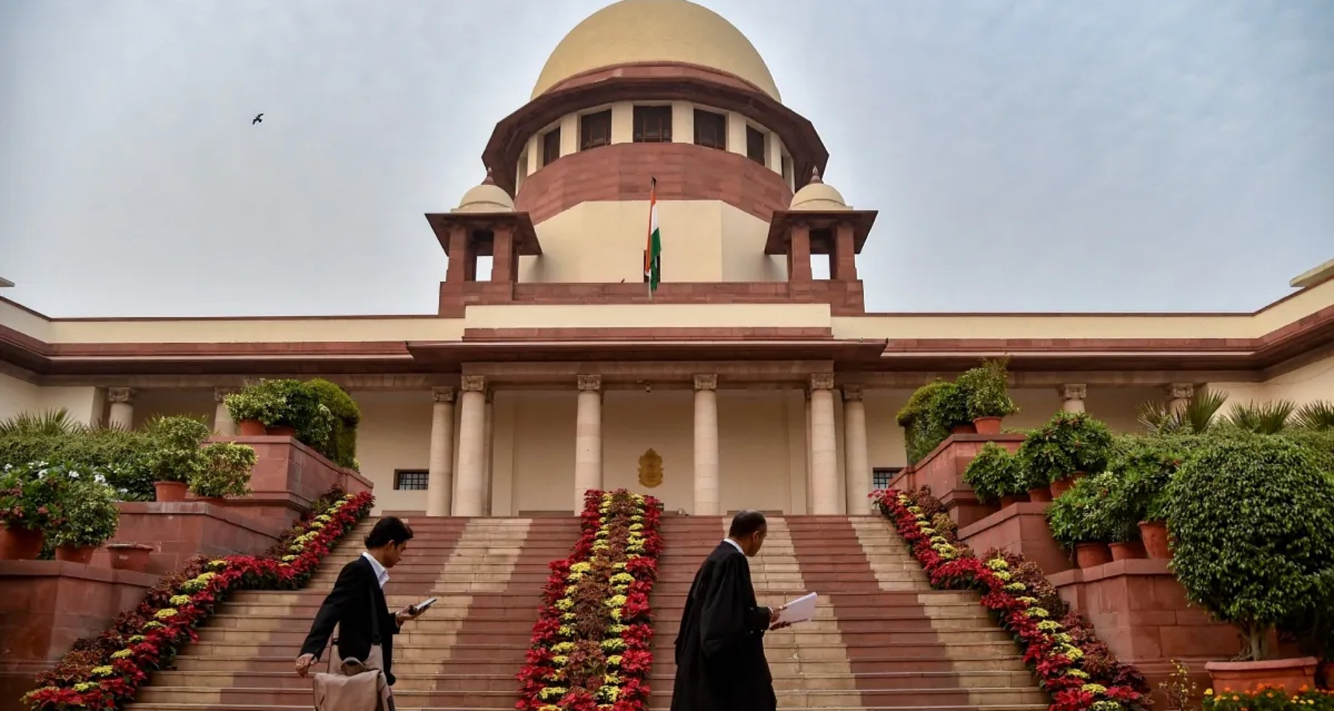 સુપ્રીમ કોર્ટે ભારે વરસાદ અને પૂરના કેસની સુનાવણી કરી, આ 4 રાજ્યોને નોટિસ ફટકારી