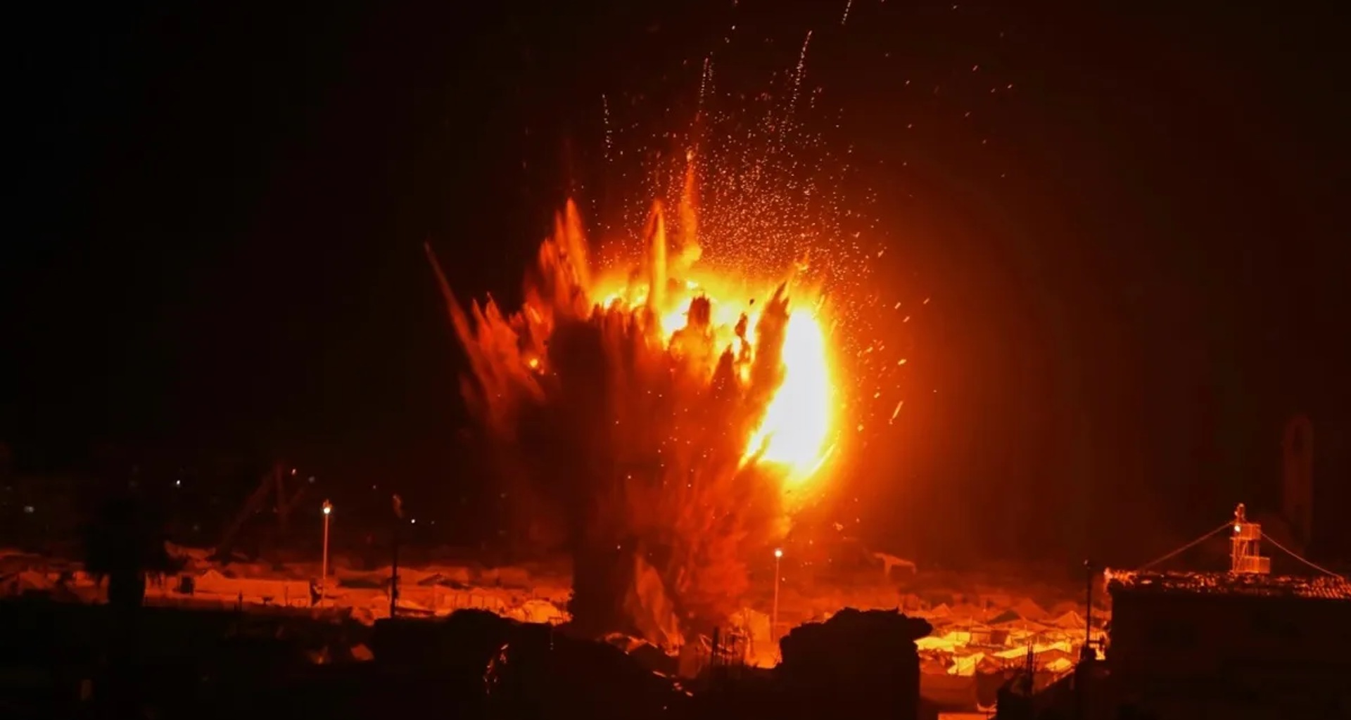 ઇઝરાયલે તેહરાનમાં મોટો હુમલો કર્યો, ઇરાને ગલ્ફ દેશોને પણ નિશાન બનાવ્યા