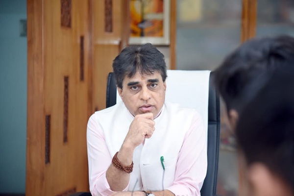 કોલેજમાં જરૂરી તમામ ફેકલ્ટી, શિક્ષણ સુવિધાઓ ઉભી કરી સ્ટેટ ઓફ ધ આર્ટ કોલેજનું નિર્માણ થાય તે દિશામાં કામગીરી જરૂરી :- શિક્ષણ રાજ્યમંત્રીશ્રી પ્રફુલ પાનશેરીયા