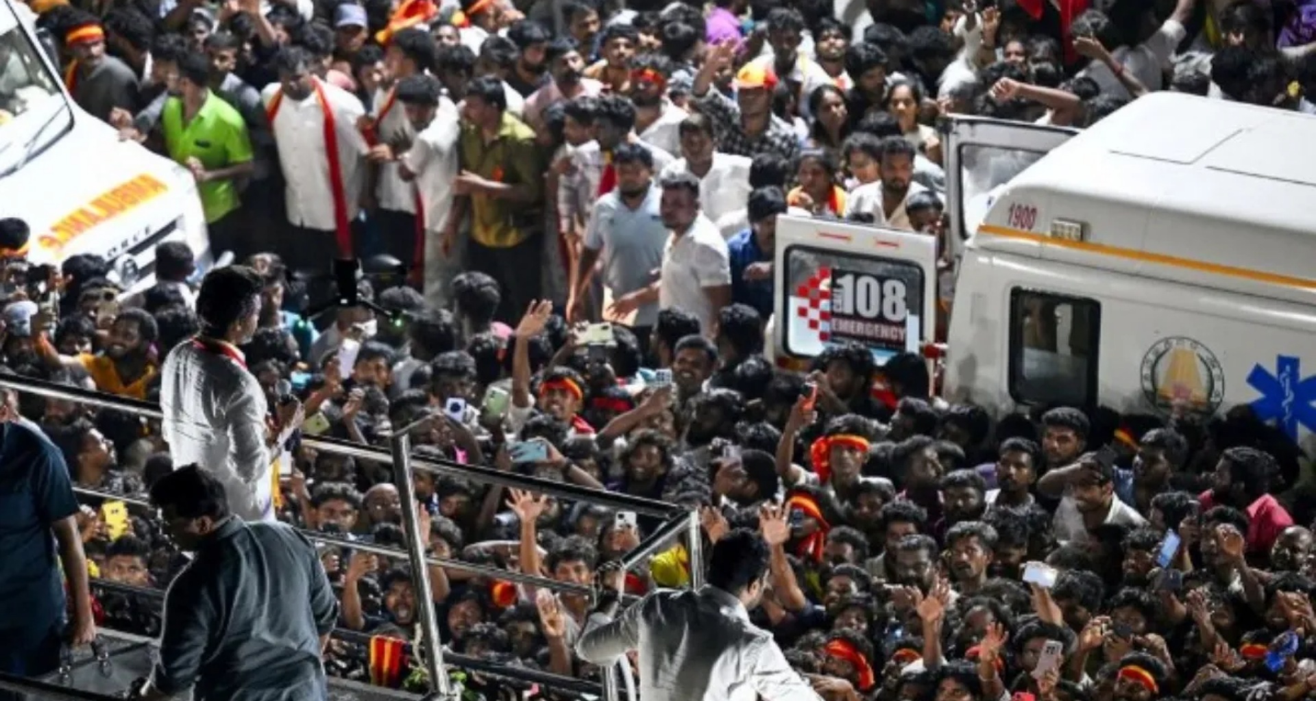 કરુર રેલીમાં ભાગદોડ કેસમાં મોટી કાર્યવાહી, અભિનેતા વિજયની પાર્ટી ટીવીકેના જિલ્લા સચિવની ધરપકડ