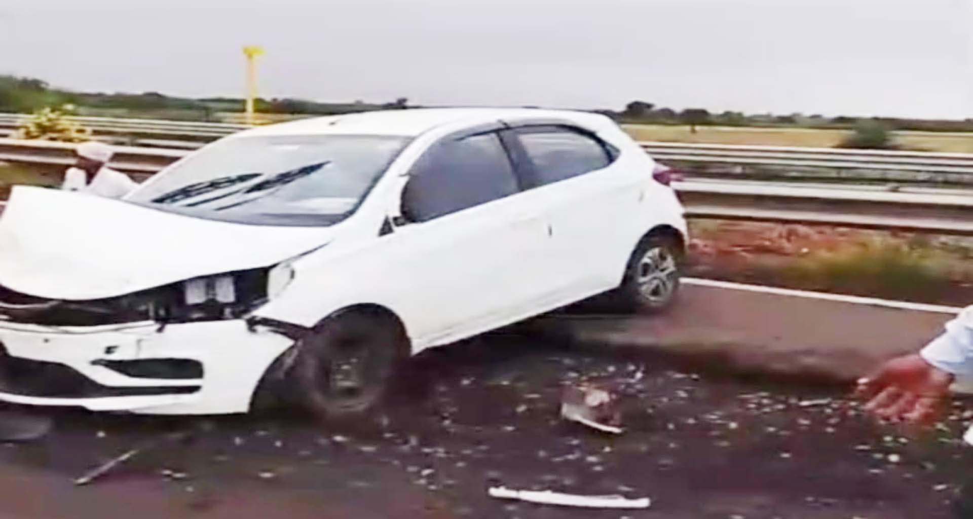 સાંતલપુરથી પસાર થતાં ભારતમાલા હાઇવેની ખખડધજ પરિસ્થિતિના કારણે ગંભીર અકસ્માત સર્જાયો