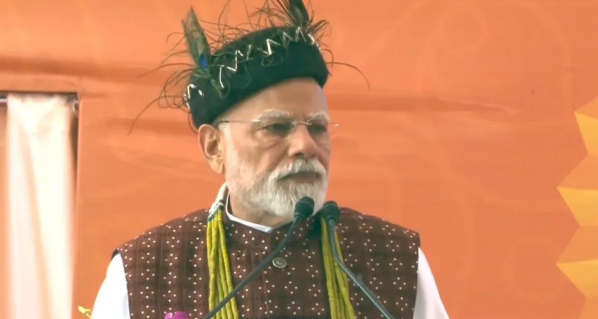 પ્રધાનમંત્રી મોદીએ ઇટાનગરમાં ૫૧૨૫ કરોડ રૂપિયાના પ્રોજેક્ટનો શુભારંભ કરાવ્યો, કહ્યું 'અરુણાચલ પ્રદેશને ૧૬ ગણા વધુ પૈસા મળ્યા છે'