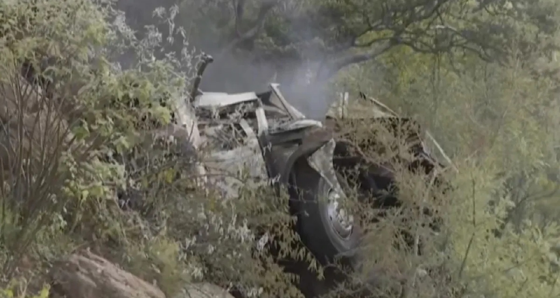 દક્ષિણ આફ્રિકામાં દુ:ખદ અકસ્માત, બસ ખાડામાં પડી જતા 42 લોકોના મોત