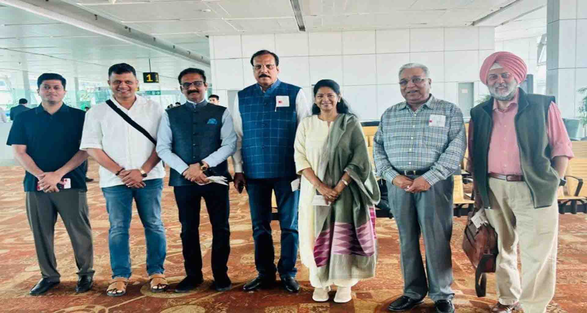 ભારતીય સાંસદોનું પ્રતિનિધિમંડળ રશિયા પહોંચ્યું