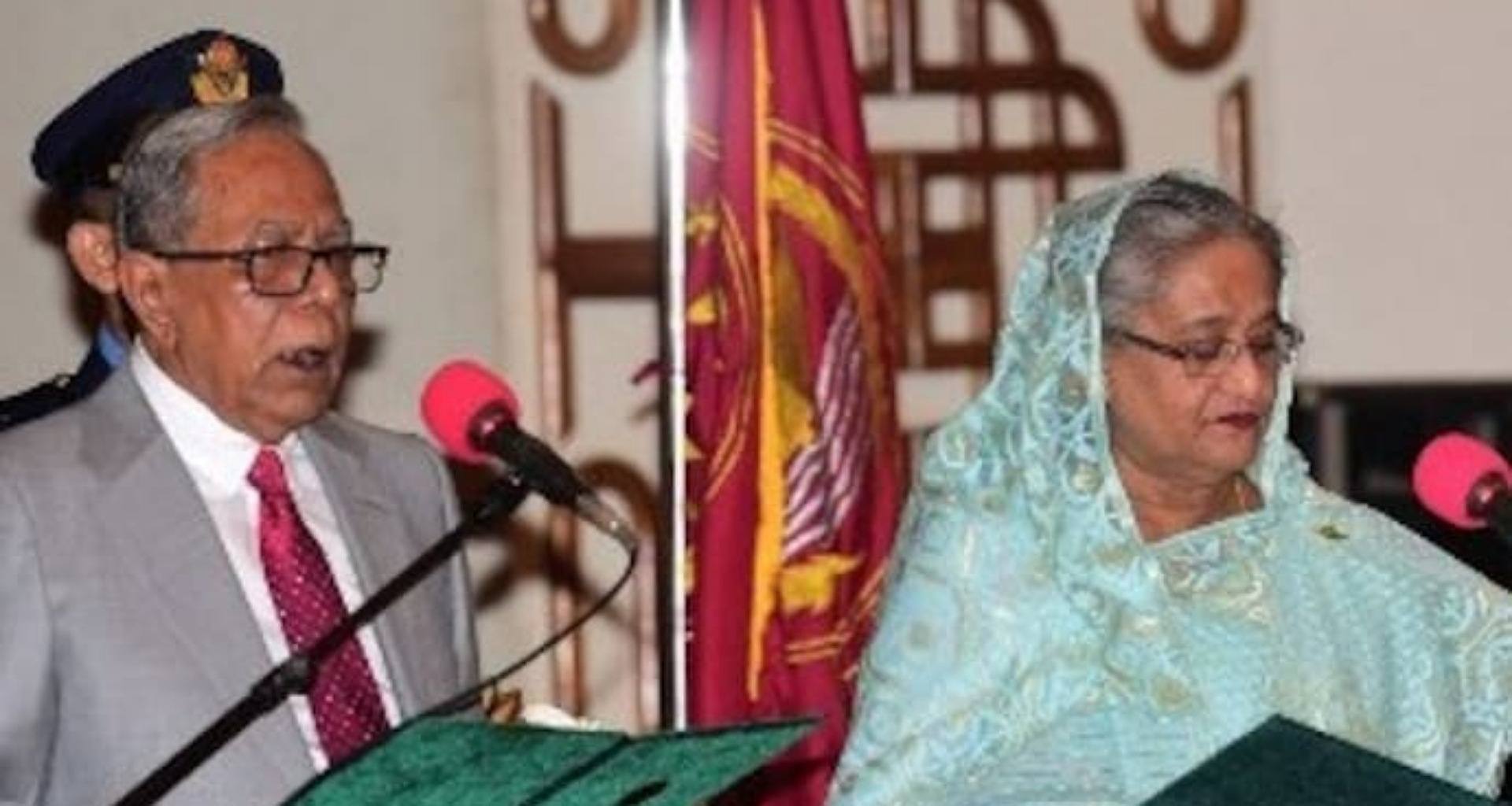 બાંગ્લાદેશમાં તોફાન, પૂર્વ રાષ્ટ્રપતિ થાઇલેન્ડ જવા રવાના થયા