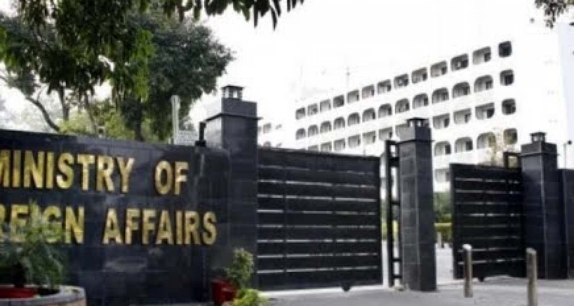 પાકિસ્તાને ભારત પર શાહીન મિસાઇલ છોડવાનો ઇનકાર કર્યો, ફતાહ મિસાઇલ, ડ્રોનનો ઉપયોગ કરવાની કબૂલાત કરી