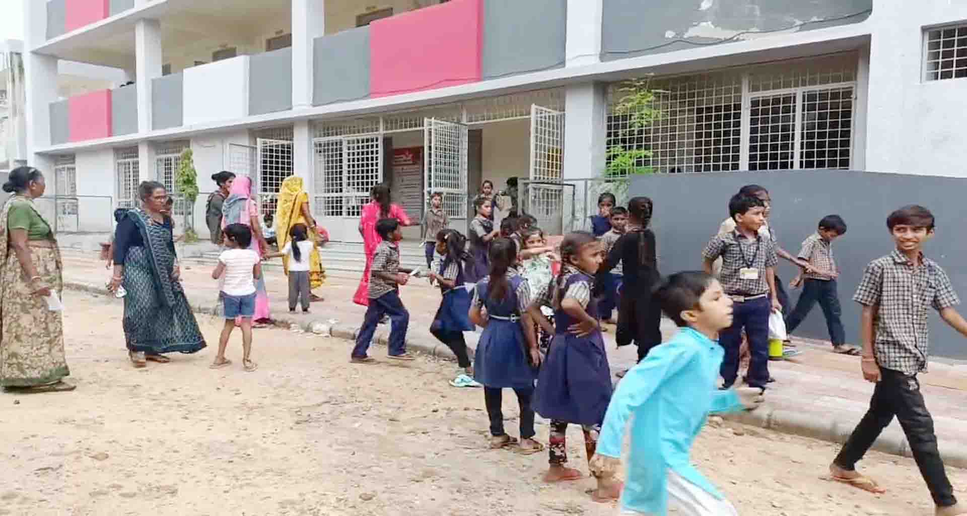 પાલનપુરની પ્રાથમિક સ્કૂલોમાં શનિવારે બેગલેસ ડેનો પ્રારંભ