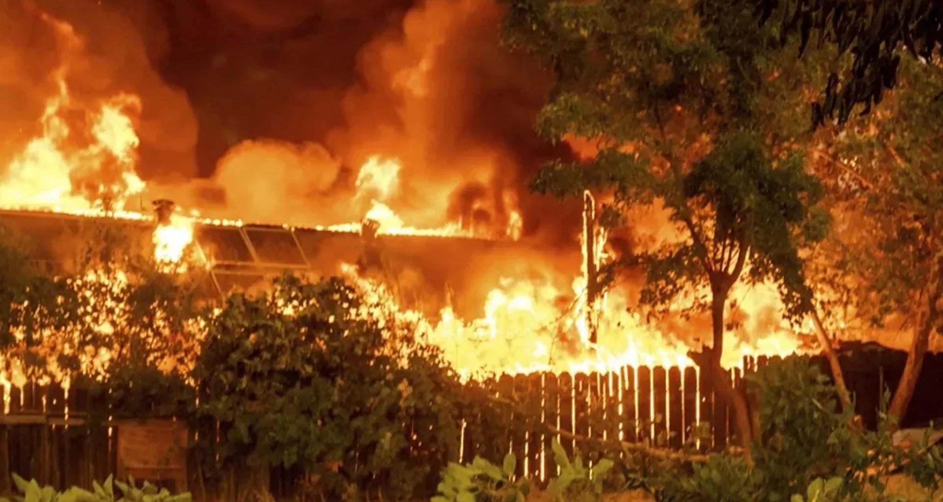 ચીનમાં રહેણાંક મકાનમાં આગ લાગી, 12 લોકોના દુઃખદ મોત