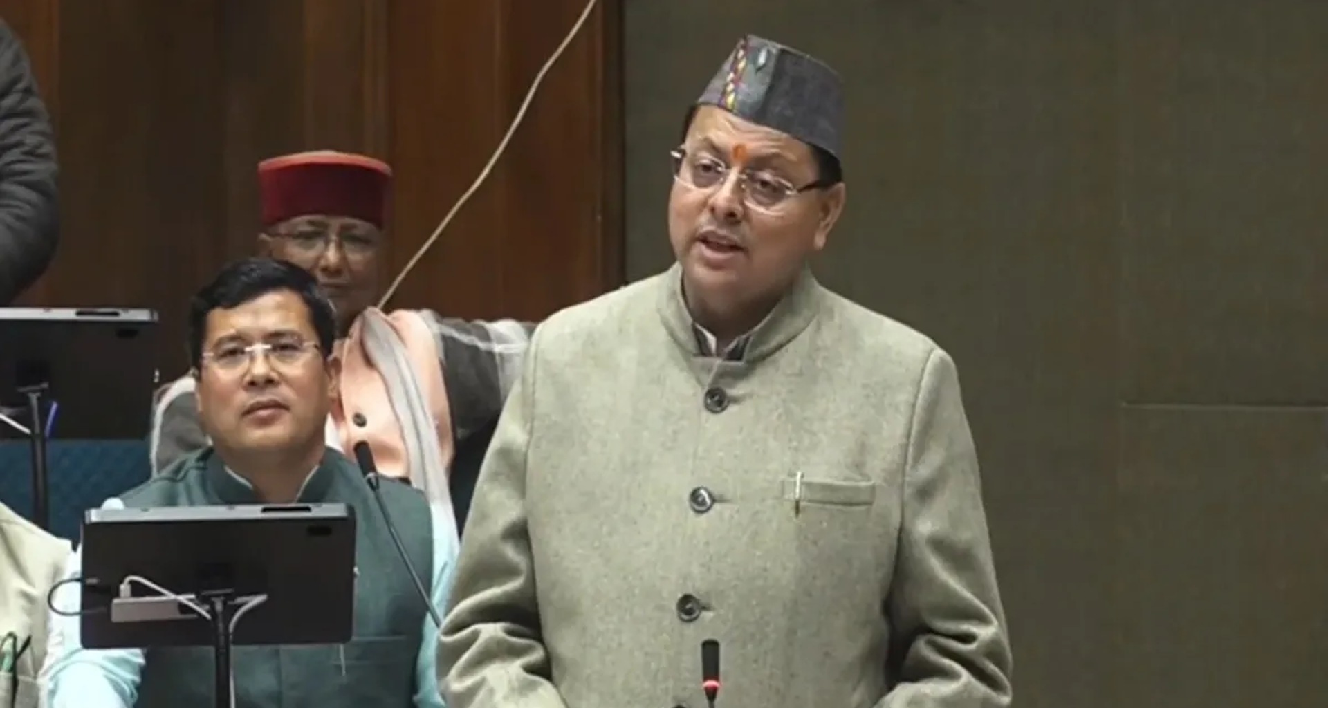 બજેટ સત્રના ત્રીજા દિવસે રાજ્યપાલના અભિભાષણ પર ચર્ચા, CM પુષ્કર સિંહ ધામીએ કહ્યું - 21મી સદીનો ત્રીજો દાયકો ઉત્તરાખંડનો છે