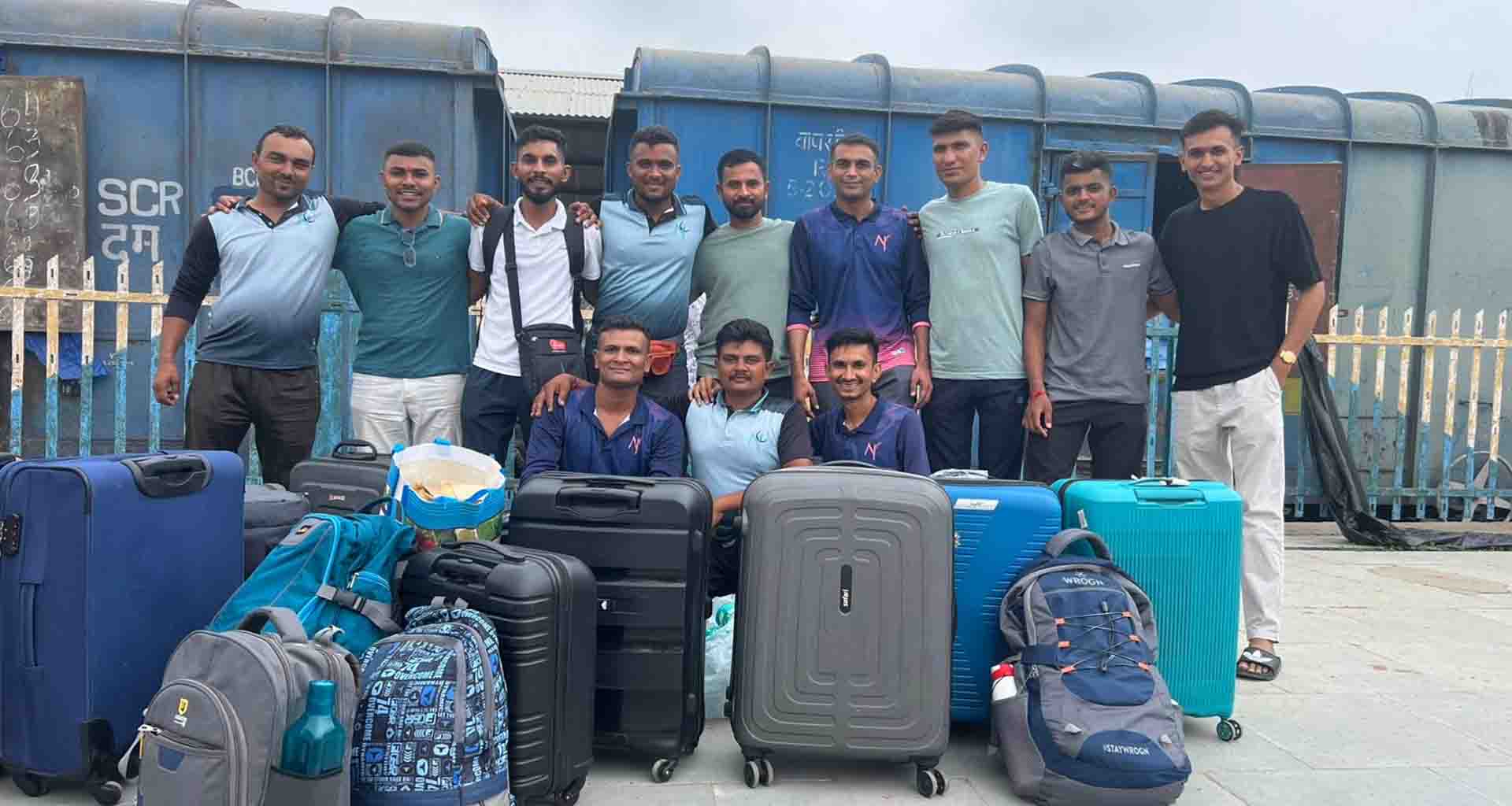 પાટણ નગરલીમડી ના 12 યુવા શ્રદ્ધાળુઓ અમરનાથ યાત્રાએ પ્રસ્થાન