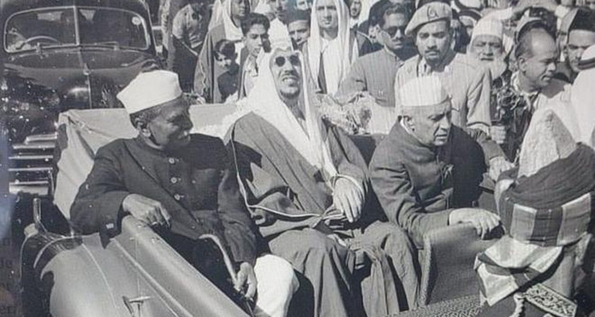 પીએમ મોદી સાઉદીની મુલાકાતે, કોંગ્રેસે નેહરુની 1956ની યાત્રાને યાદ કરી