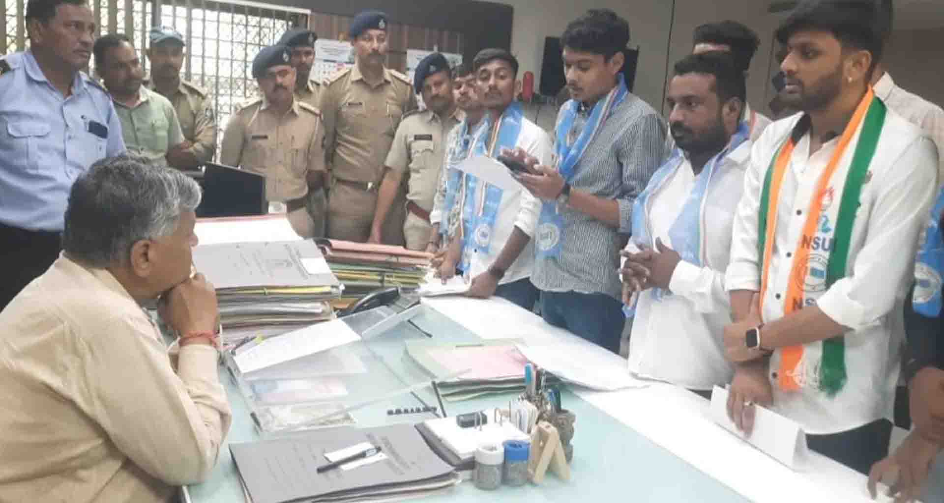 પાટણ યુનિવર્સિટીમાં વિધાર્થી સંગઠન એબીવીપી ના જિલ્લા સંયોજક રાહુલ દેસાઈનું ડીગ્રી કૌભાંડ સામે આવ્યું