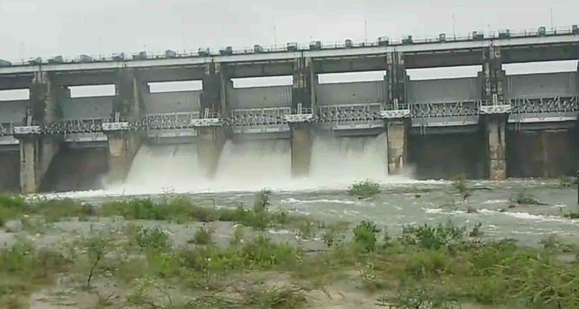 ઉપરવાસમાં ભારે વરસાદને પગલે મુક્તેશ્વર ડેમમાં આવ્યા નવા નીર