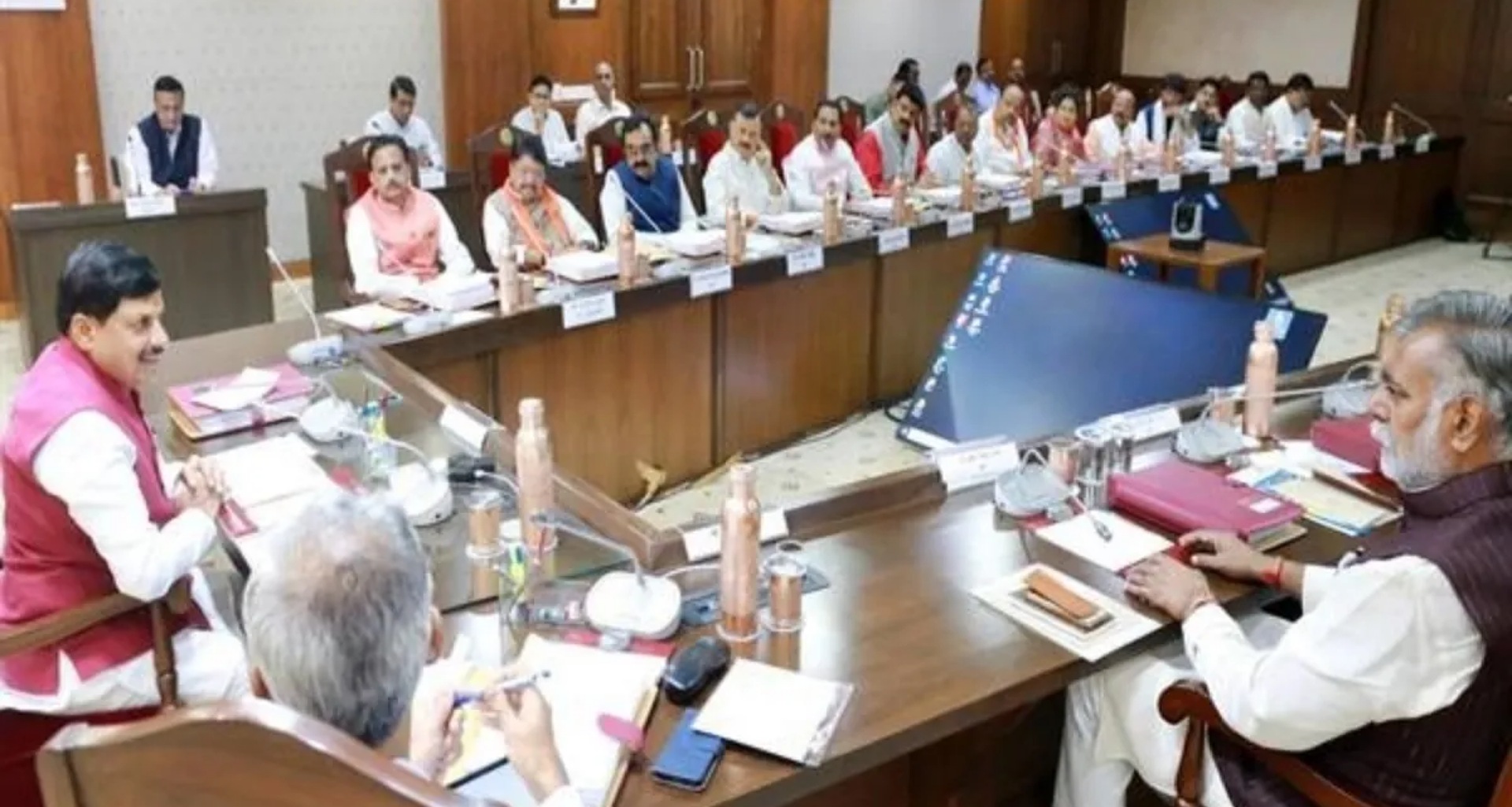 સીએમ મોહન યાદવની અધ્યક્ષતામાં કેબિનેટ બેઠક, હજારો કરોડ રૂપિયાની યોજનાઓને મંજૂરી