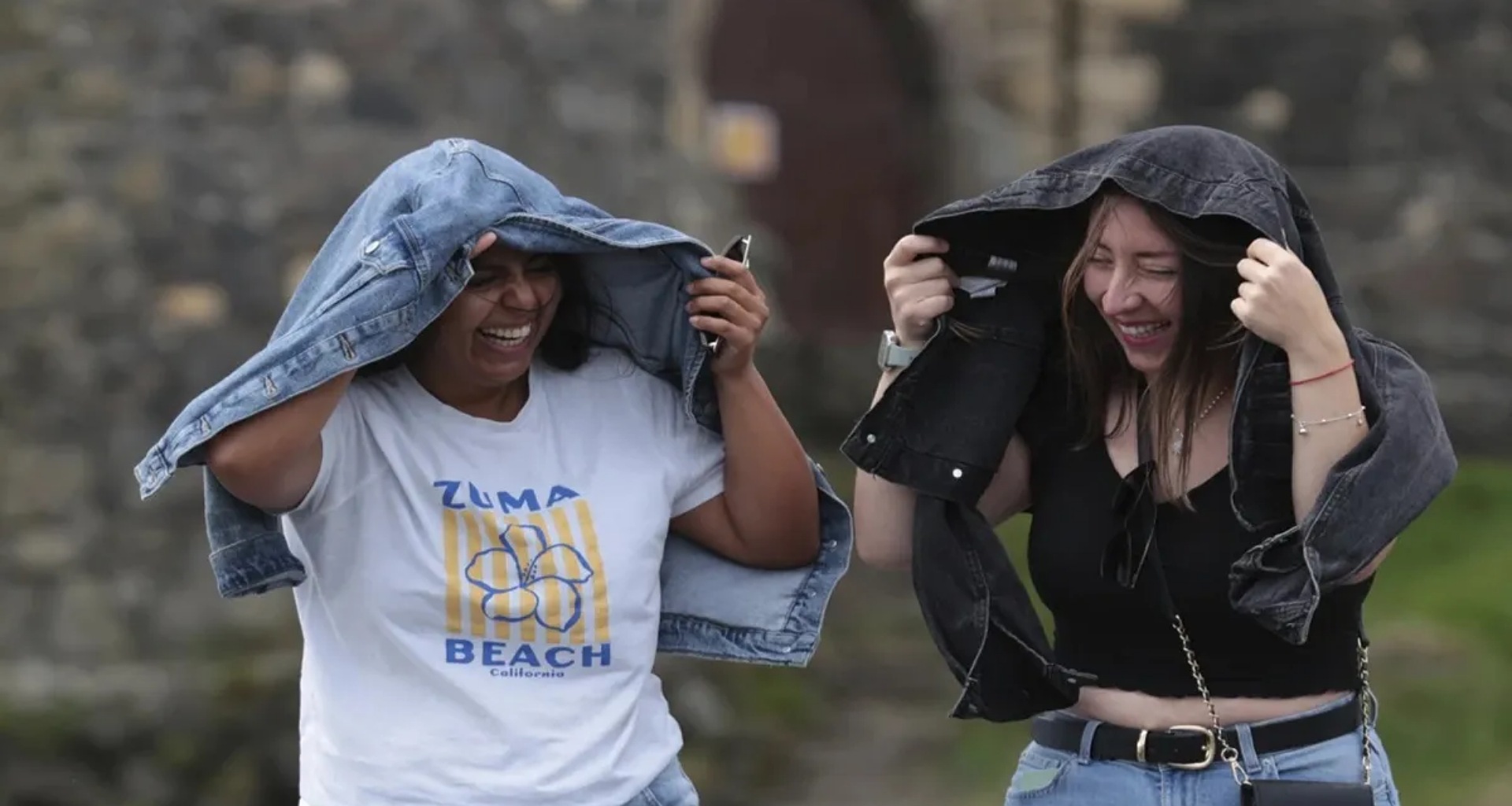 સ્કોટલેન્ડમાં 'ફ્લોરિસ' નામના ભયંકર વાવાઝોડાનો સામનો, ટ્રેન સેવાઓ રદ; કાર્યક્રમો મુલતવી રાખવામાં આવ્યા