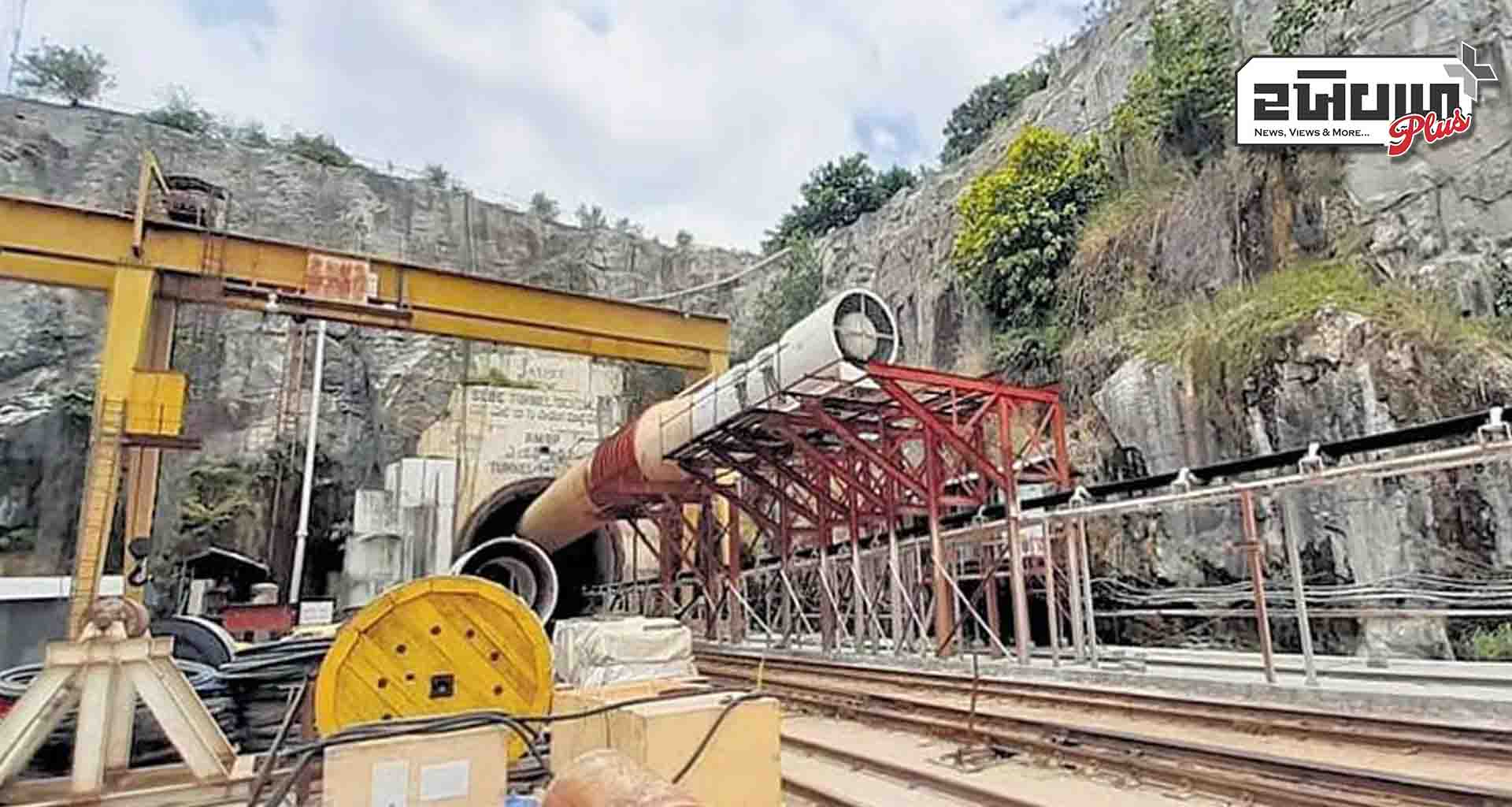 તેલંગાણામાં ટનલ તૂટી પડી, ઘણા કામદારો ફસાયા હોવાની આશંકા; બચાવ કામગીરી ચાલુ