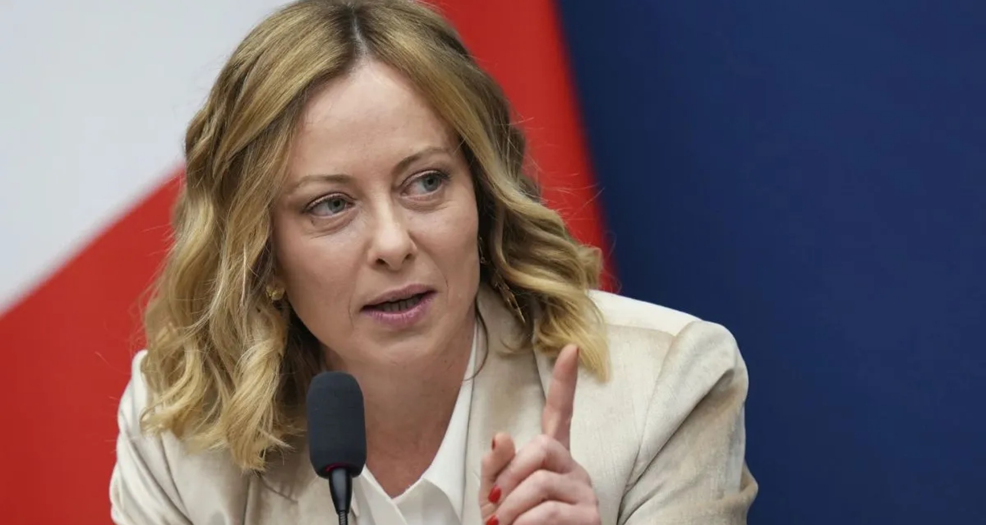 ઇટાલીના વડા પ્રધાન મેલોનીએ મોટી કાર્યવાહી કરી, જાહેર સ્થળોએ બુરખા પર પ્રતિબંધ મૂકવા માટે બિલ રજૂ કર્યું