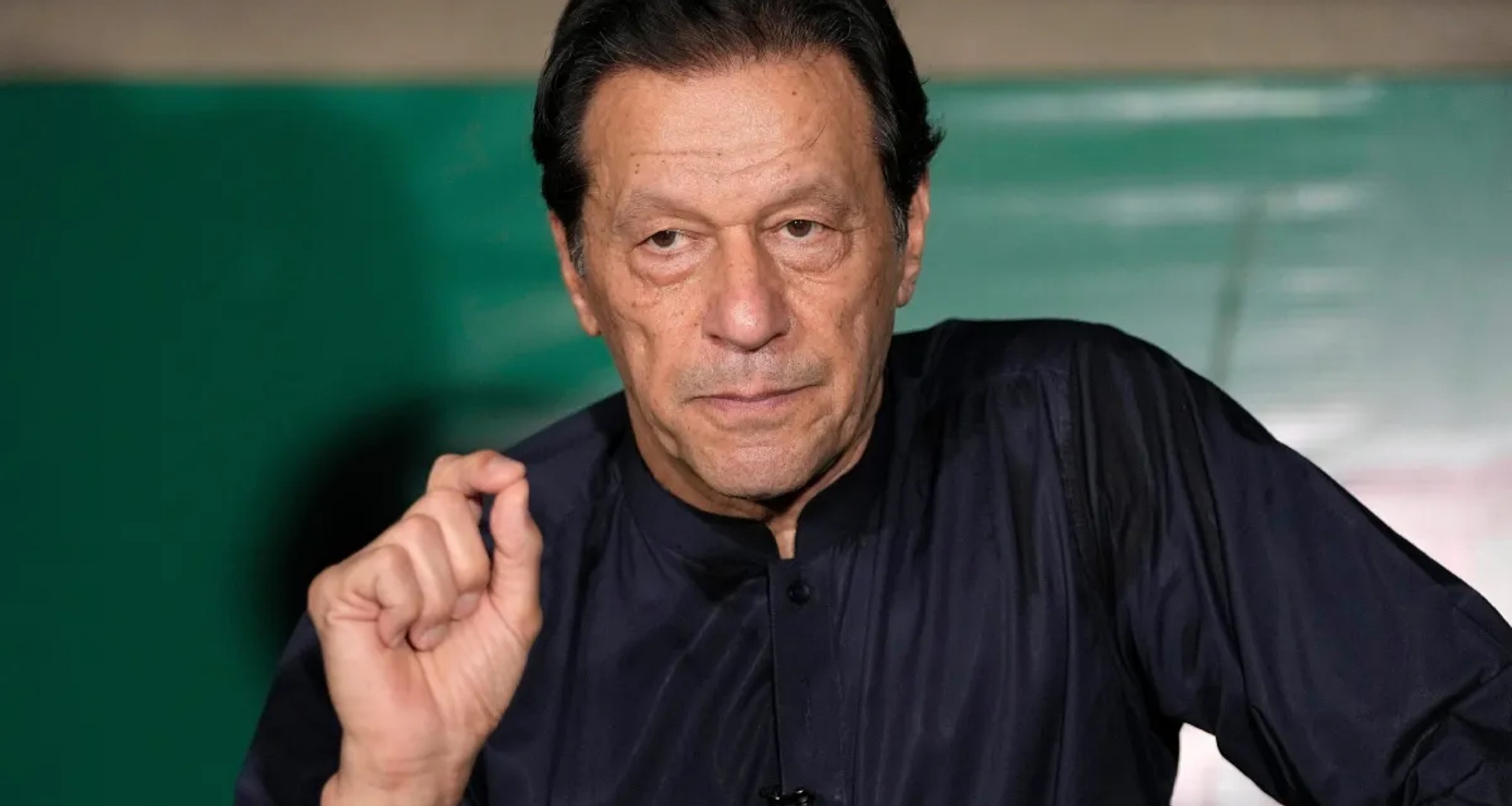 અદિયાલા જેલમાં બંધ ઇમરાન ખાનની એક આંખમાં 85 ટકા દ્રષ્ટિ ગુમાવી