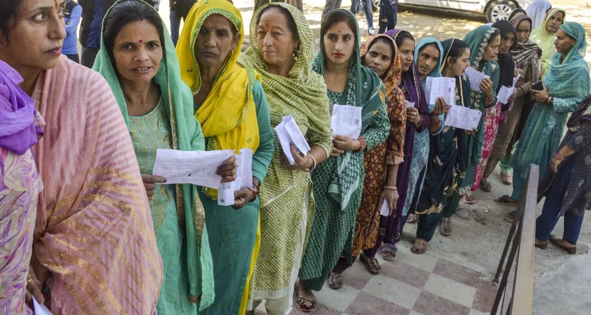 7 રાજ્યોની 8 બેઠકો પર બમ્પર મતદાન, તેલંગાણામાં સૌથી ઓછું અને મિઝોરમમાં સૌથી વધુ