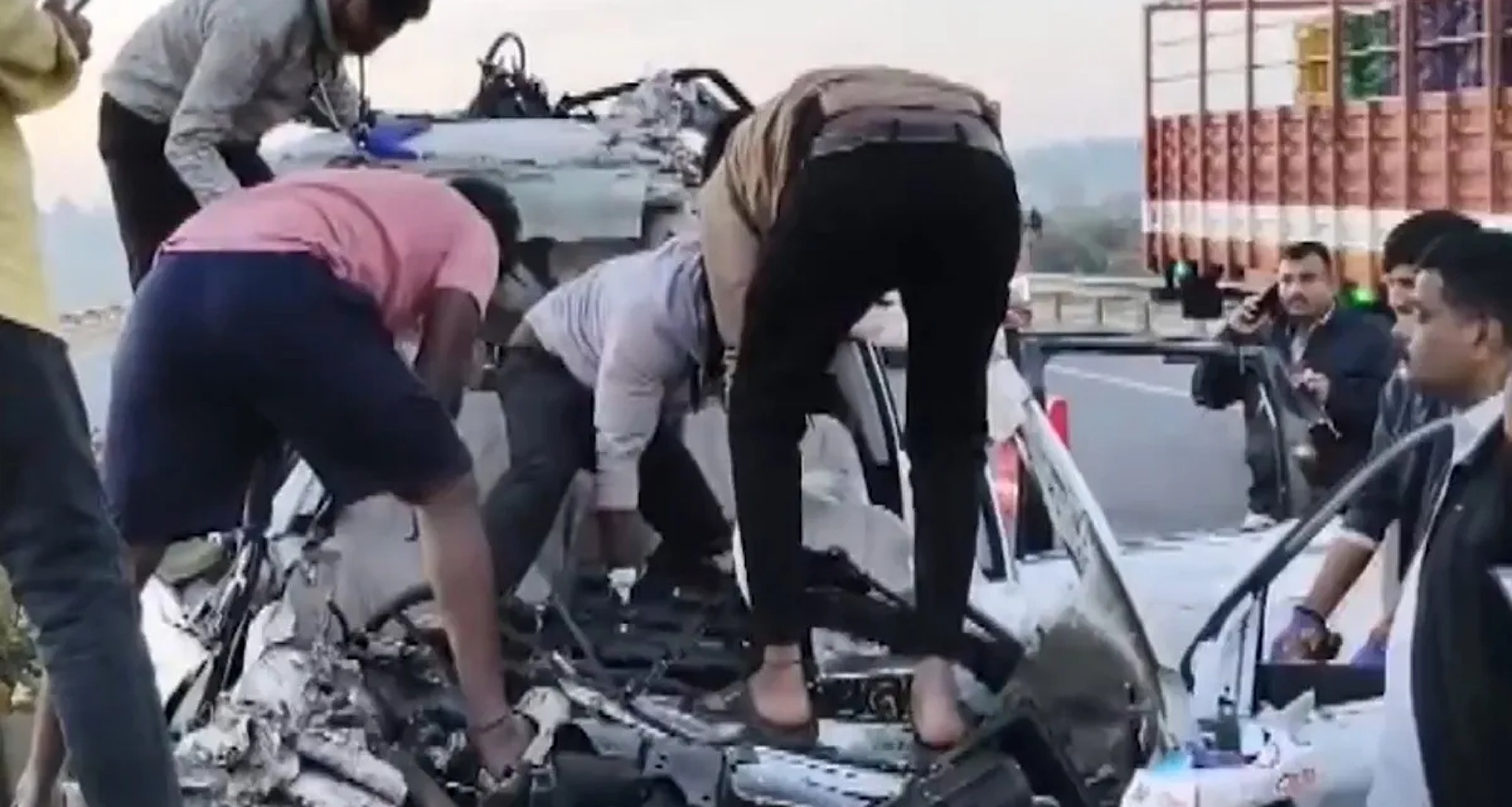 બેંગલુરુમાં ભયાનક અકસ્માત, હાઇવે પર અનેક વાહનો અથડાયા, 7 લોકોના ઘટનાસ્થળે જ મોત